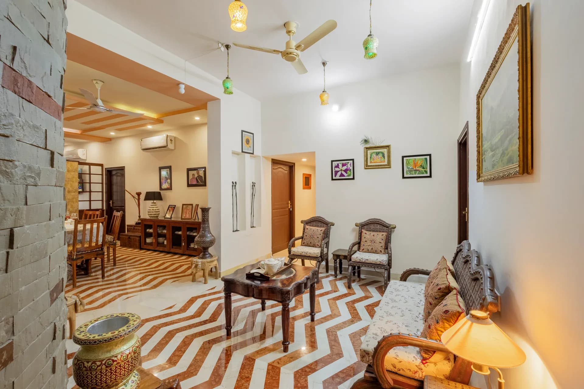 Abhimanyu Mansion Sapphire | 4-BHK Heritage Haveli With Outdoor Dining Area & Garden in City Centre - Image 22