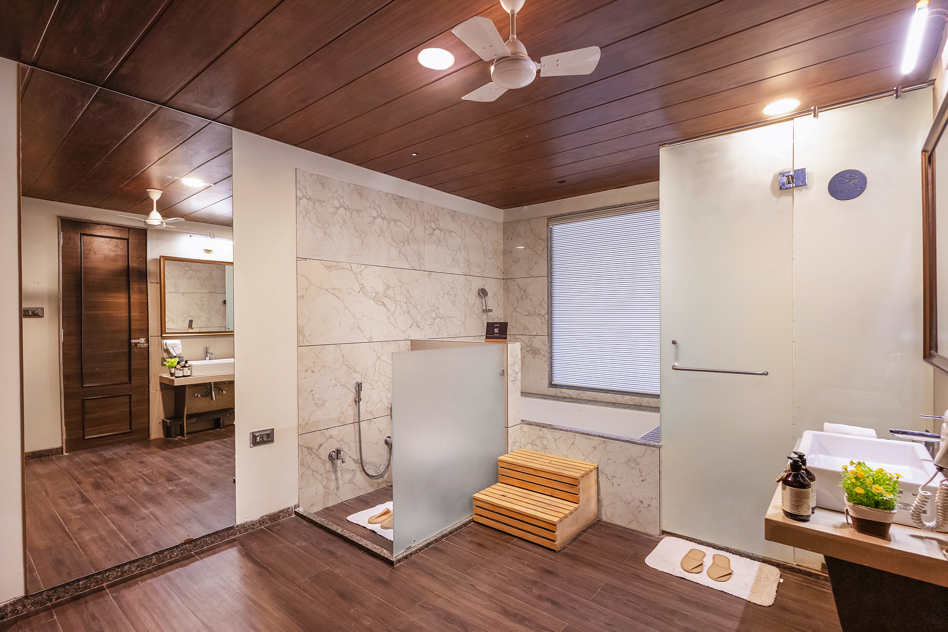 Mountain Creek  | Pet-friendly 1-Room Retreat With Shared Pool, Gazebo, Lounge Area, Game & gym zone| Near Fatehsagar Lake  - Image 13