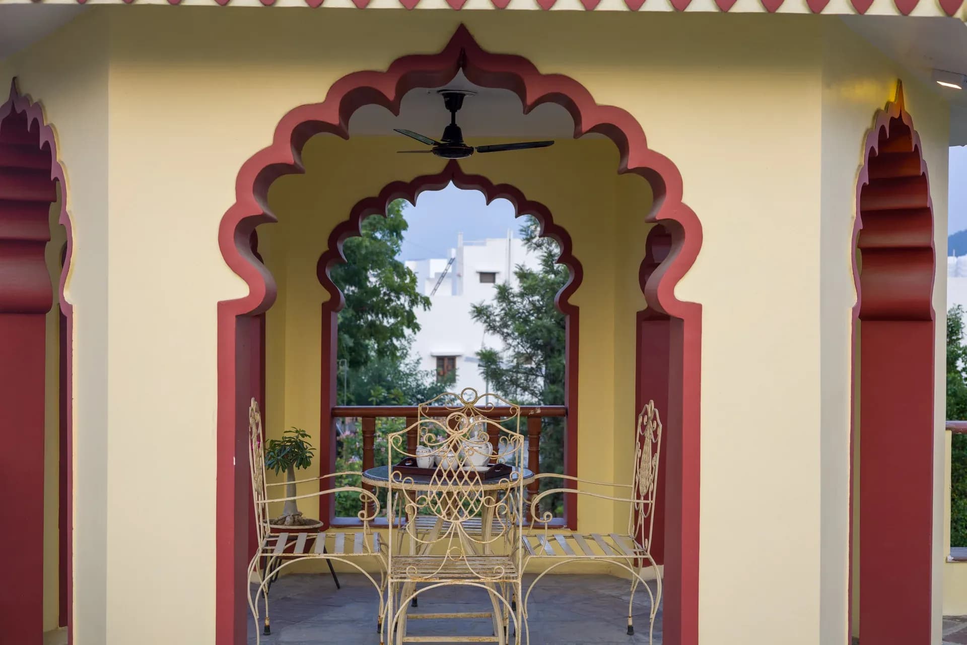 Abhimanyu Mansion Topaz | 2-BHK Haveli | Garden + Sit-Out Area | Central Location - Image 11