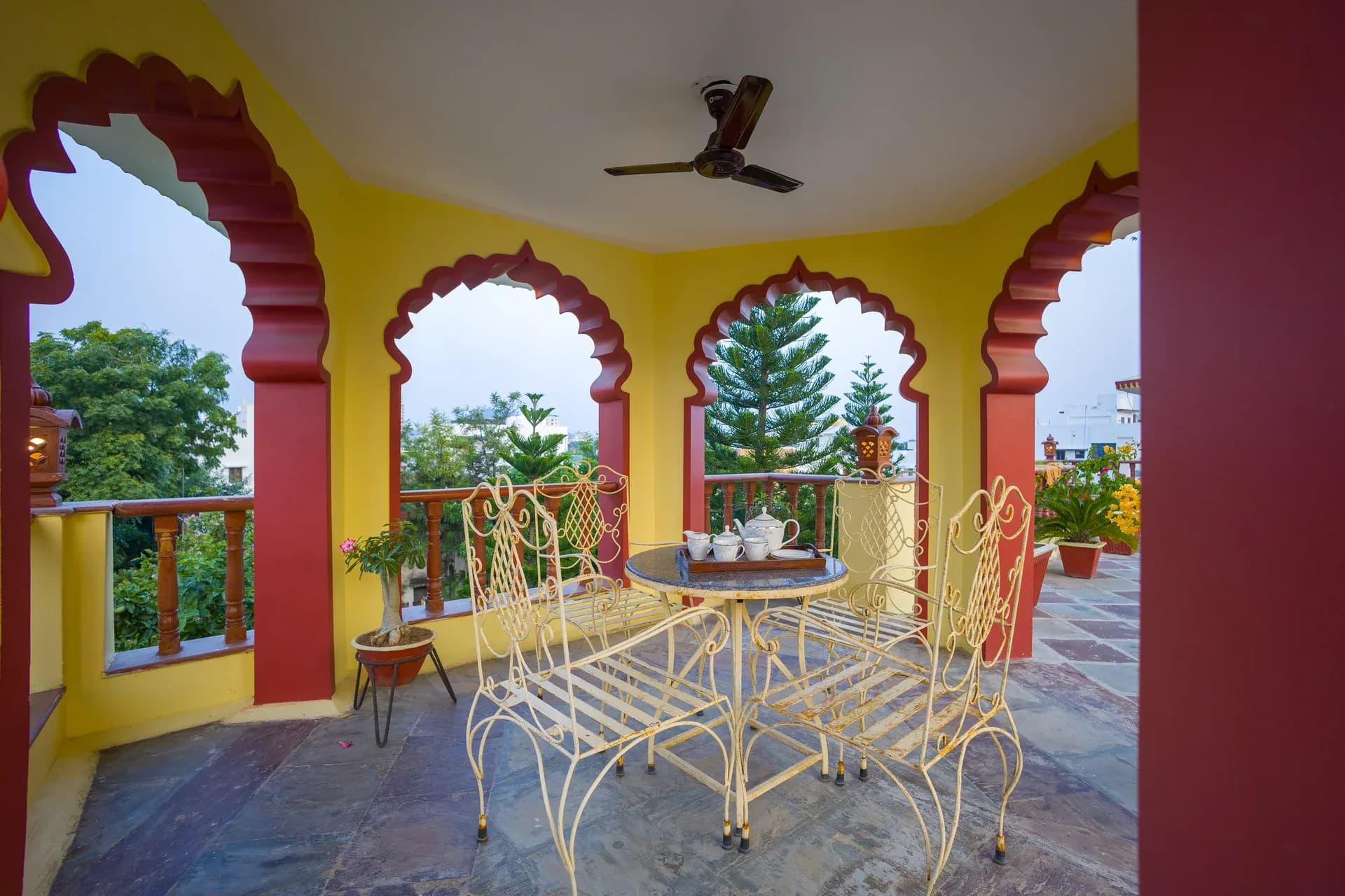 Abhimanyu Mansion Topaz | 2-BHK Haveli | Garden + Sit-Out Area | Central Location - Image 10
