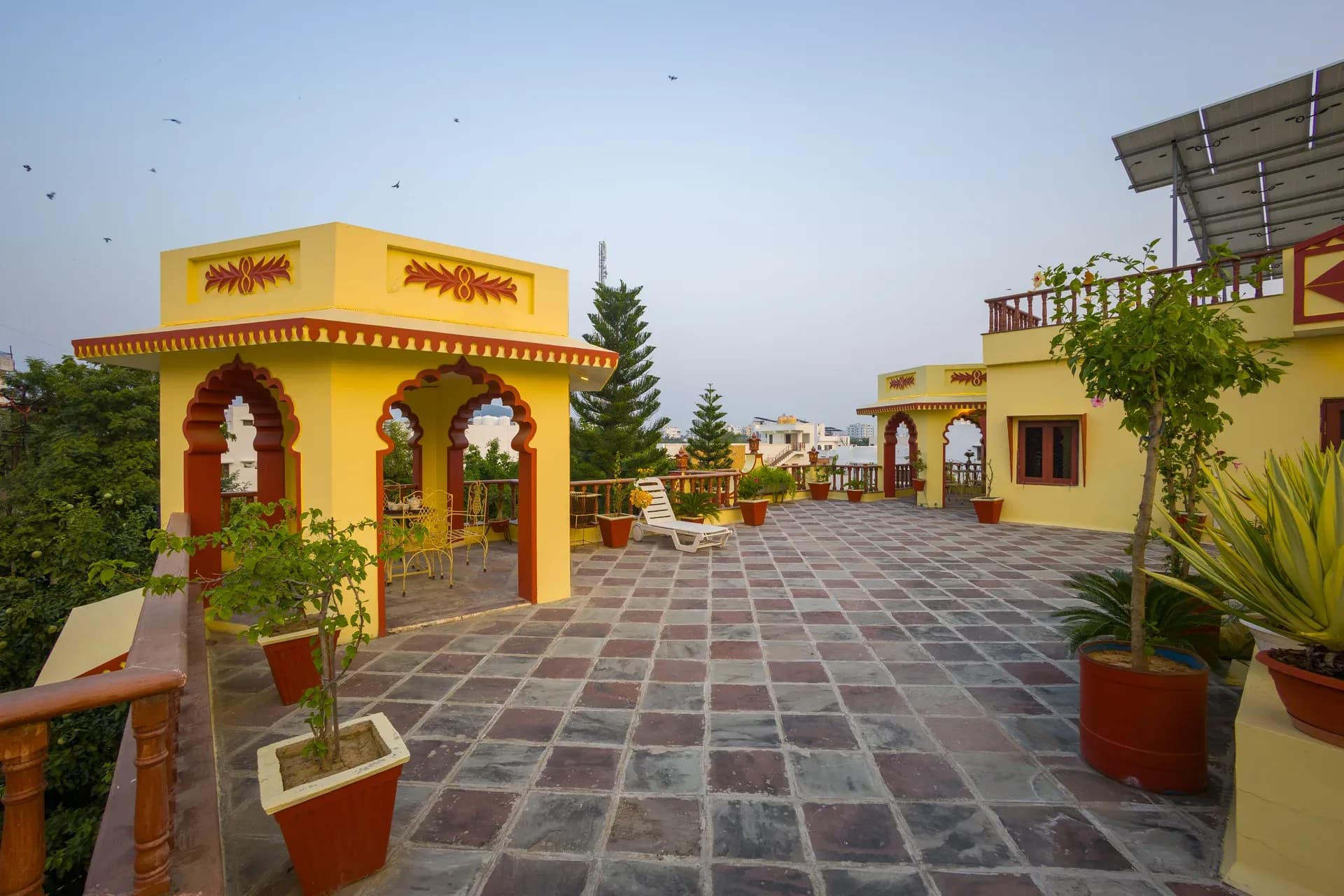 Abhimanyu Mansion Topaz | 2-BHK Haveli | Garden + Sit-Out Area | Central Location - Image 5