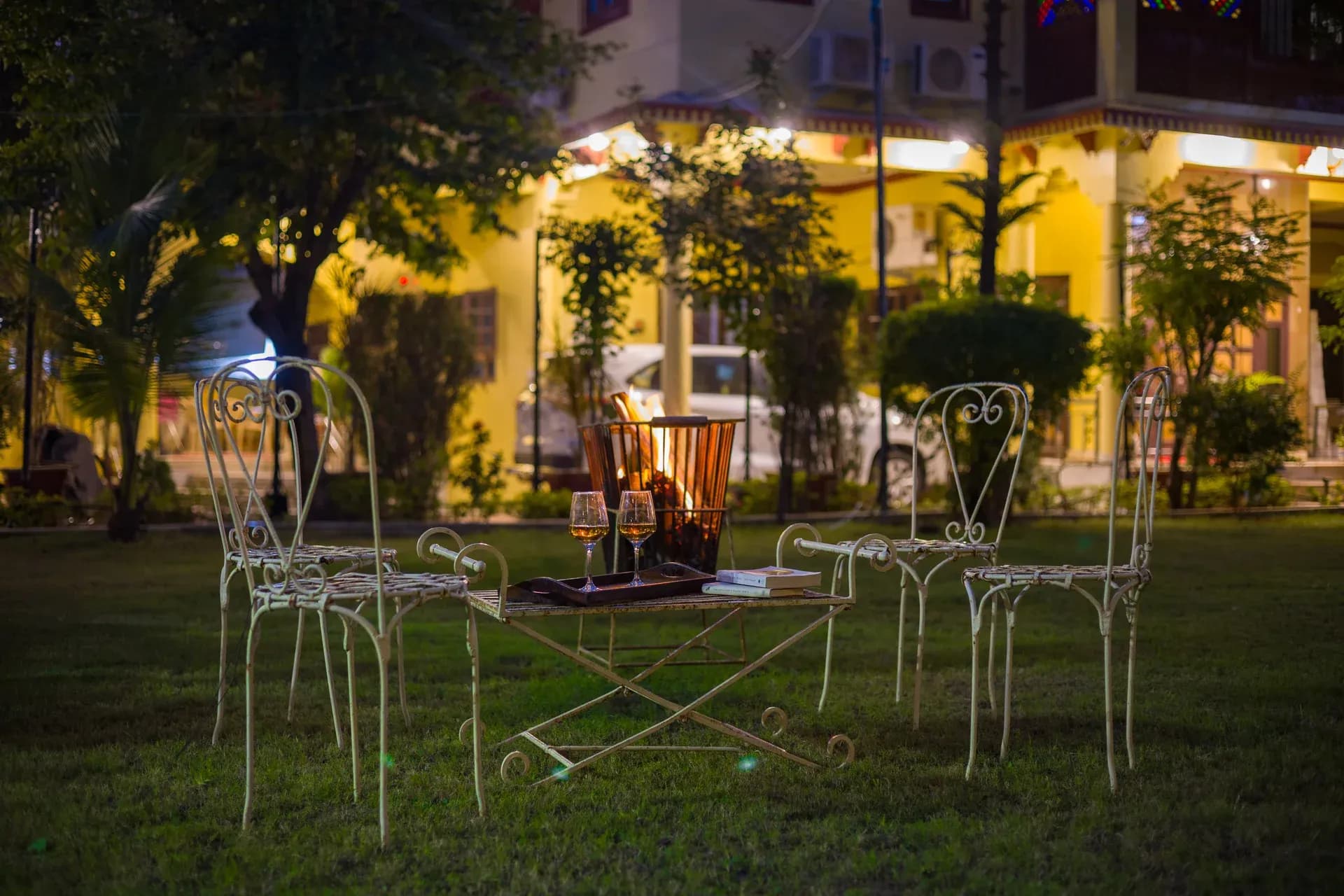 Abhimanyu Mansion Sapphire | 4-BHK Heritage Haveli With Outdoor Dining Area & Garden in City Centre - Image 21