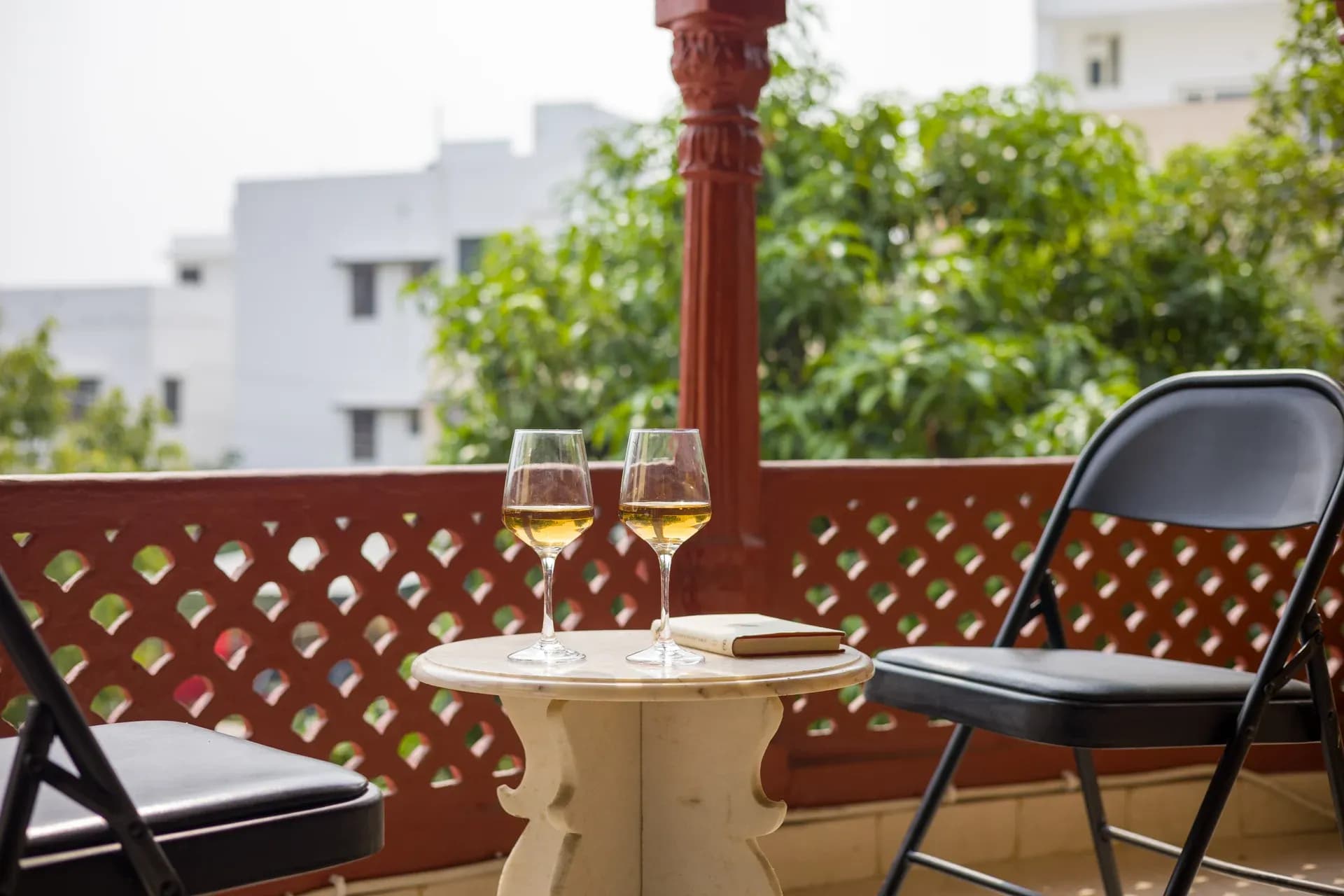 Abhimanyu Mansion Sapphire | 4-BHK Heritage Haveli With Outdoor Dining Area & Garden in City Centre - Image 31