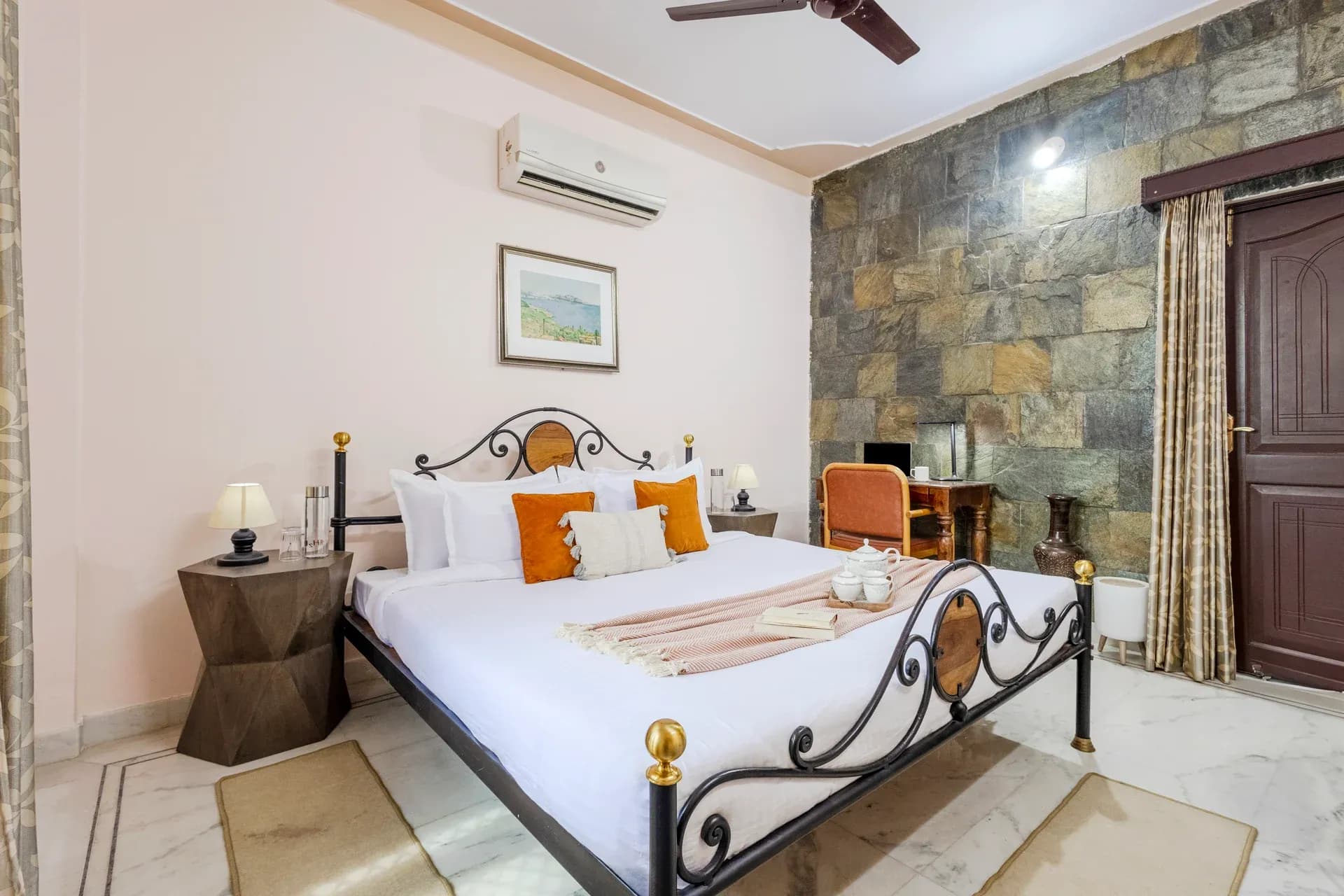 Abhimanyu Mansion Topaz | 2-BHK Haveli | Garden + Sit-Out Area | Central Location - Image 28