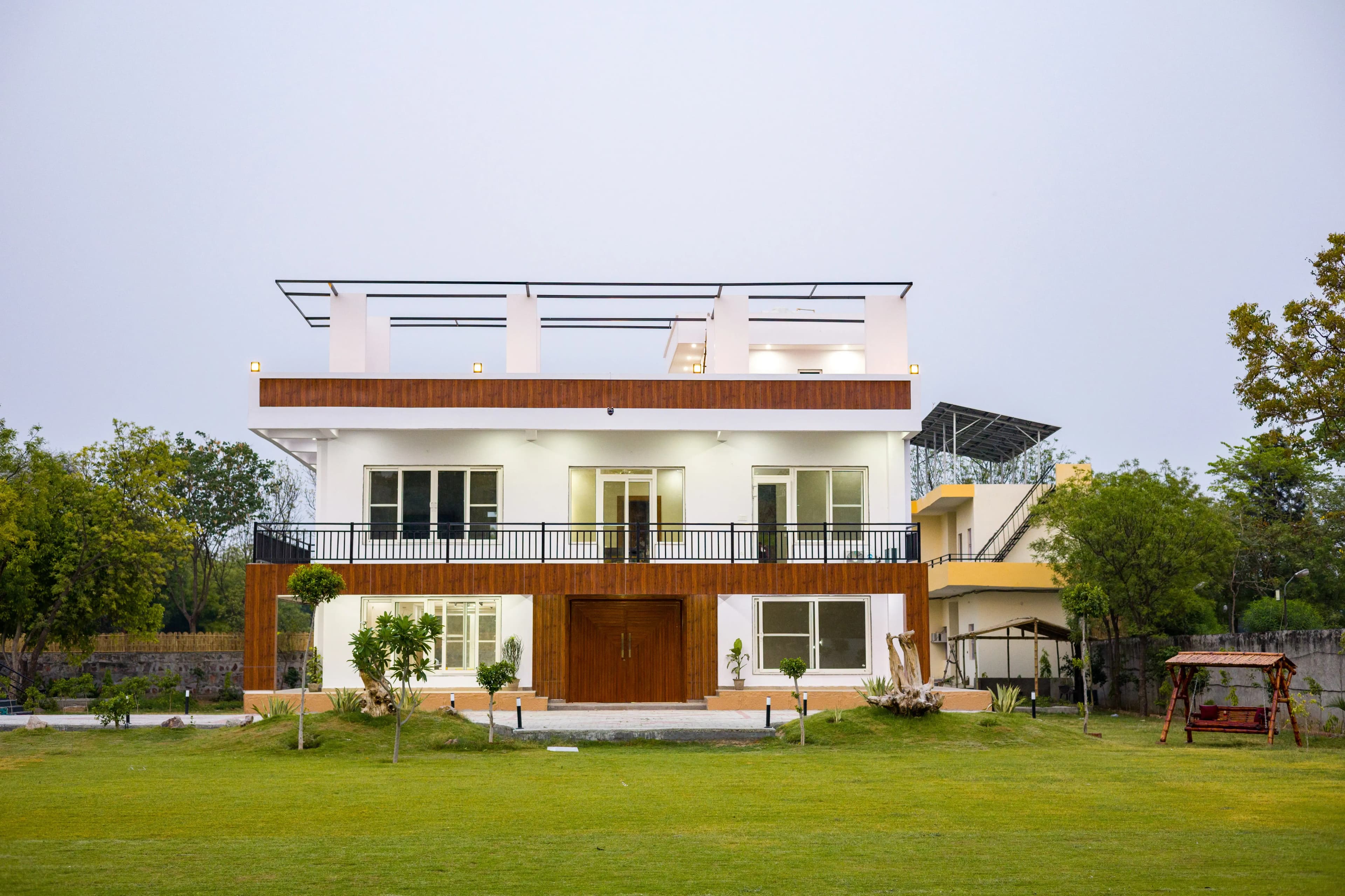 Amber Villa | 3-BHK Retreat With Pvt Pool, Game Room & Studio Rooms - Image 8
