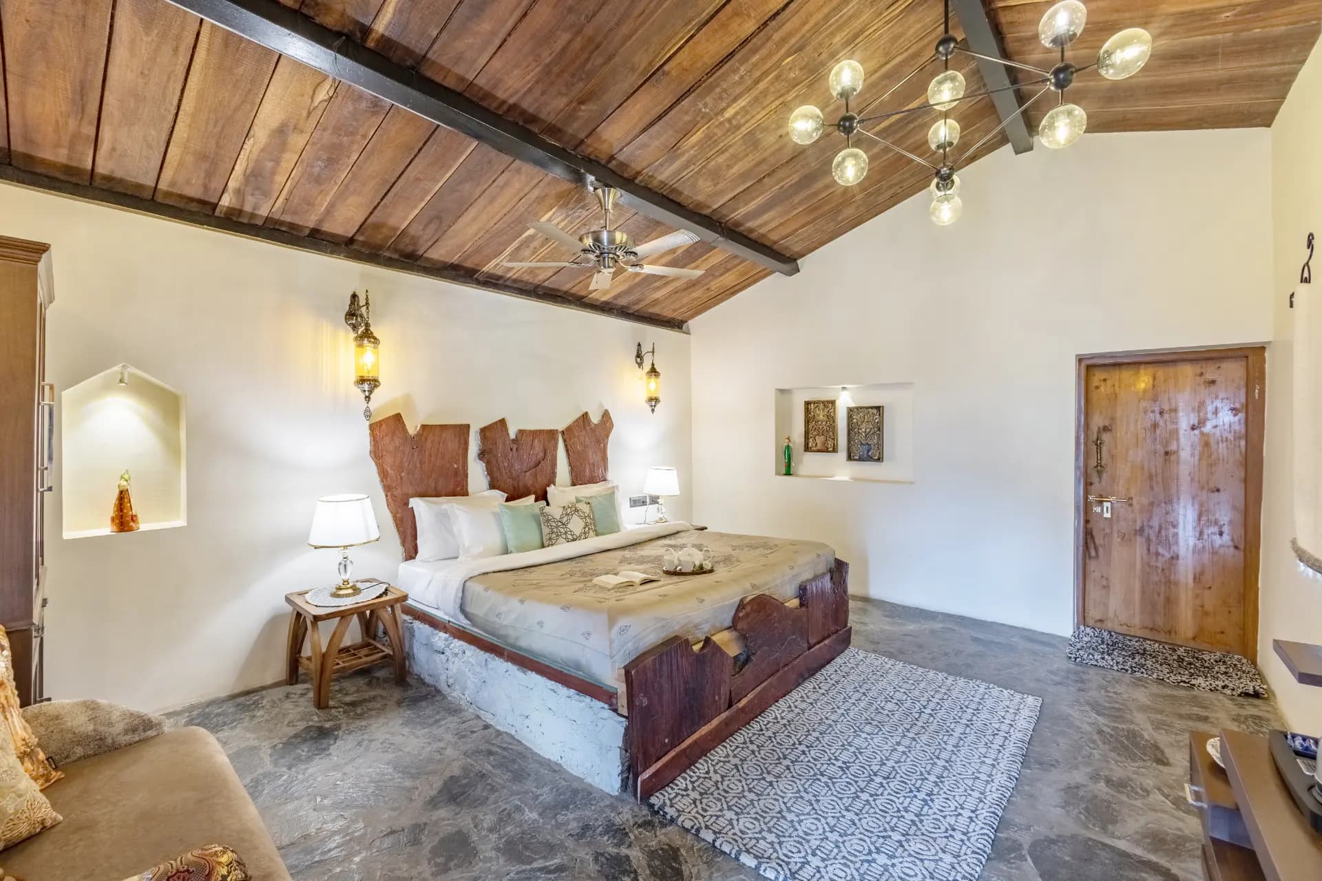 Zephyr Kumaon Cottage | Hillside Retreat With Common Pool, Gym & Restaurant - Image 37