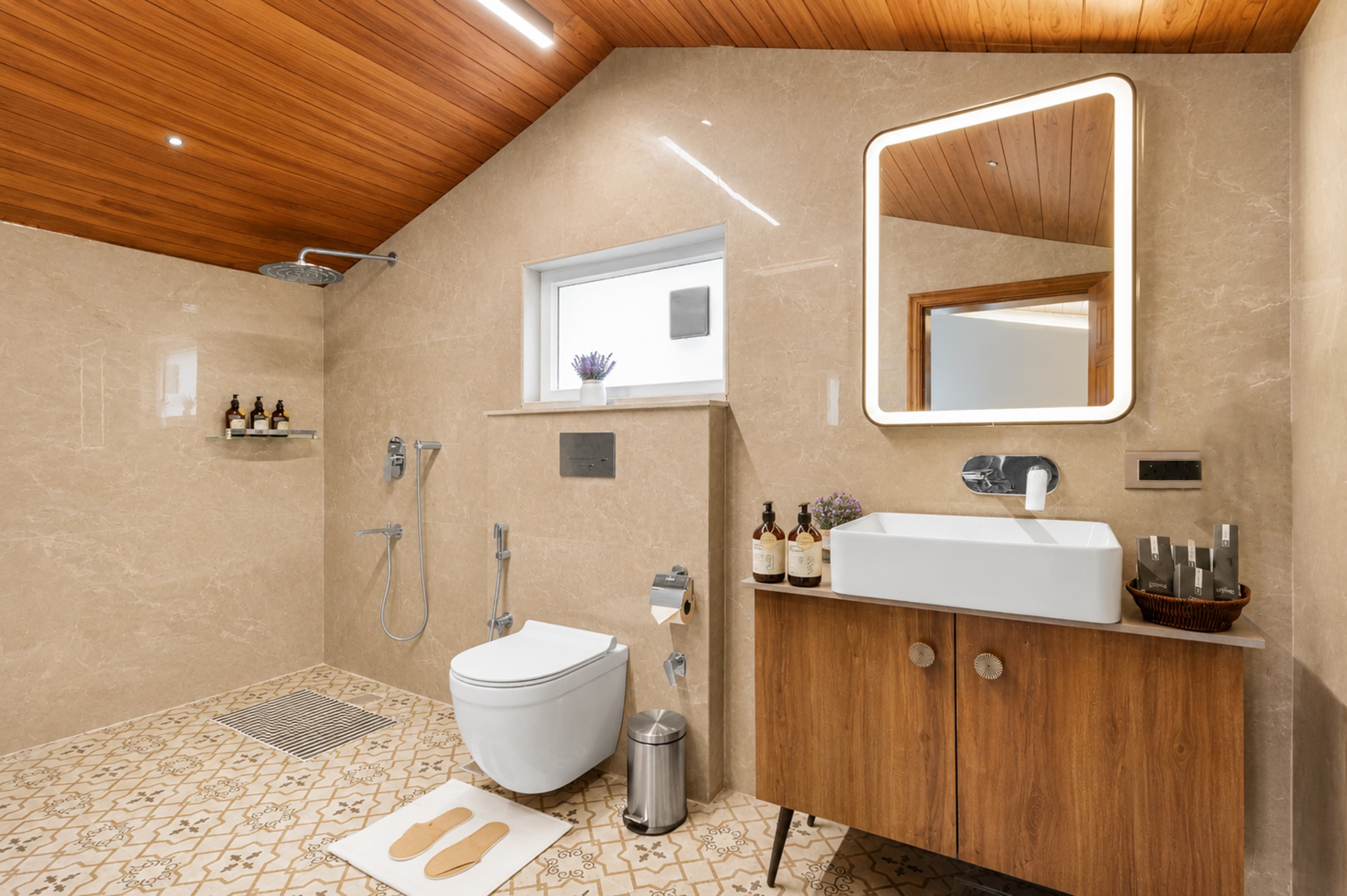 The Royce Silver Oak Imperial | Refined Pet-Friendly 4-BHK Apartment With Sky Deck, Shared Swimming Pool, and Clubhouse - Image 18