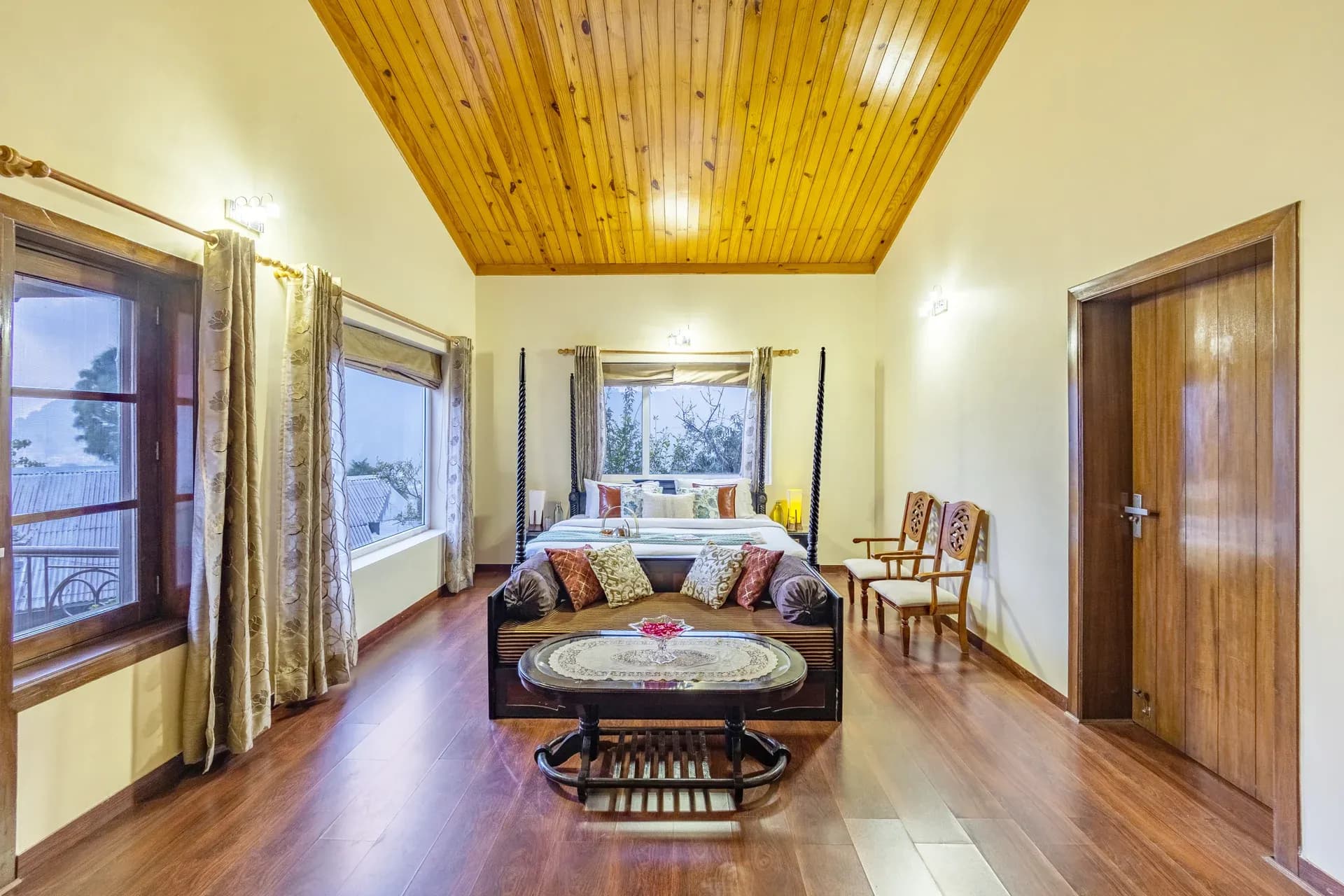 Villa Harmony | 2-BHK | Garden | Balcony | Hill view - Image 24