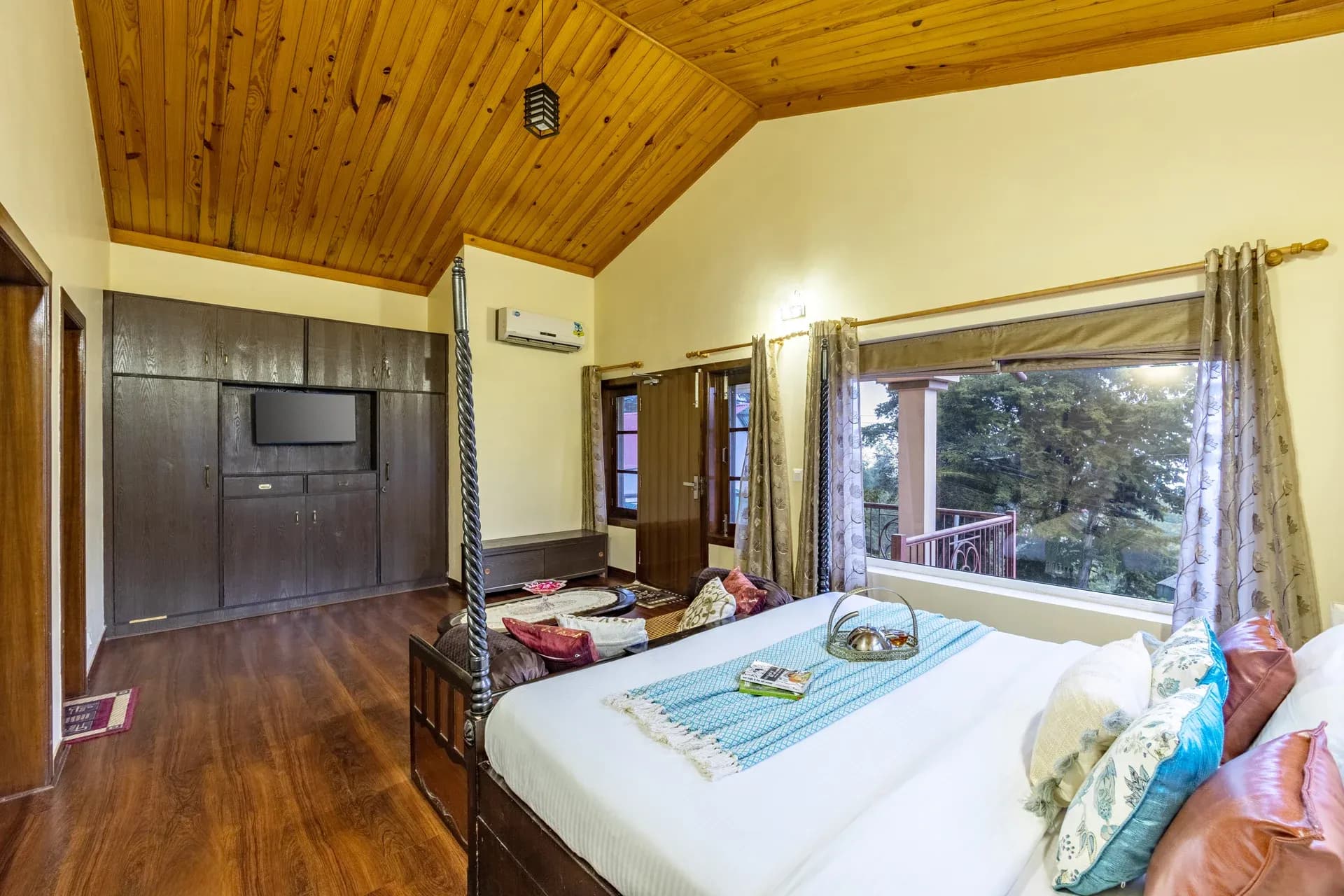 Villa Harmony | 2-BHK | Garden | Balcony | Hill view - Image 33