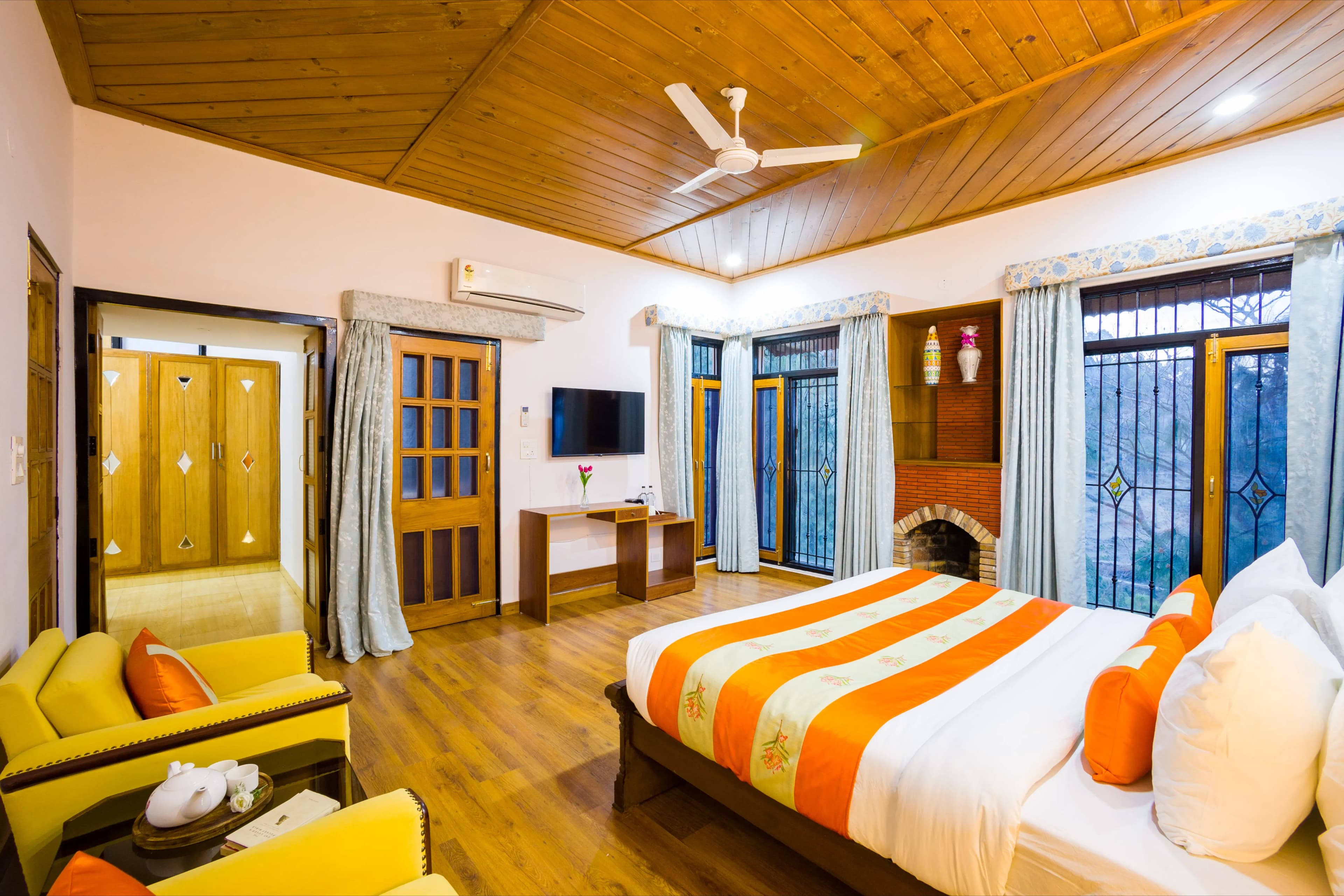 Mehar Villa | 3-BHK Hillside Retreat With Garden & Scenic Views - Image 26