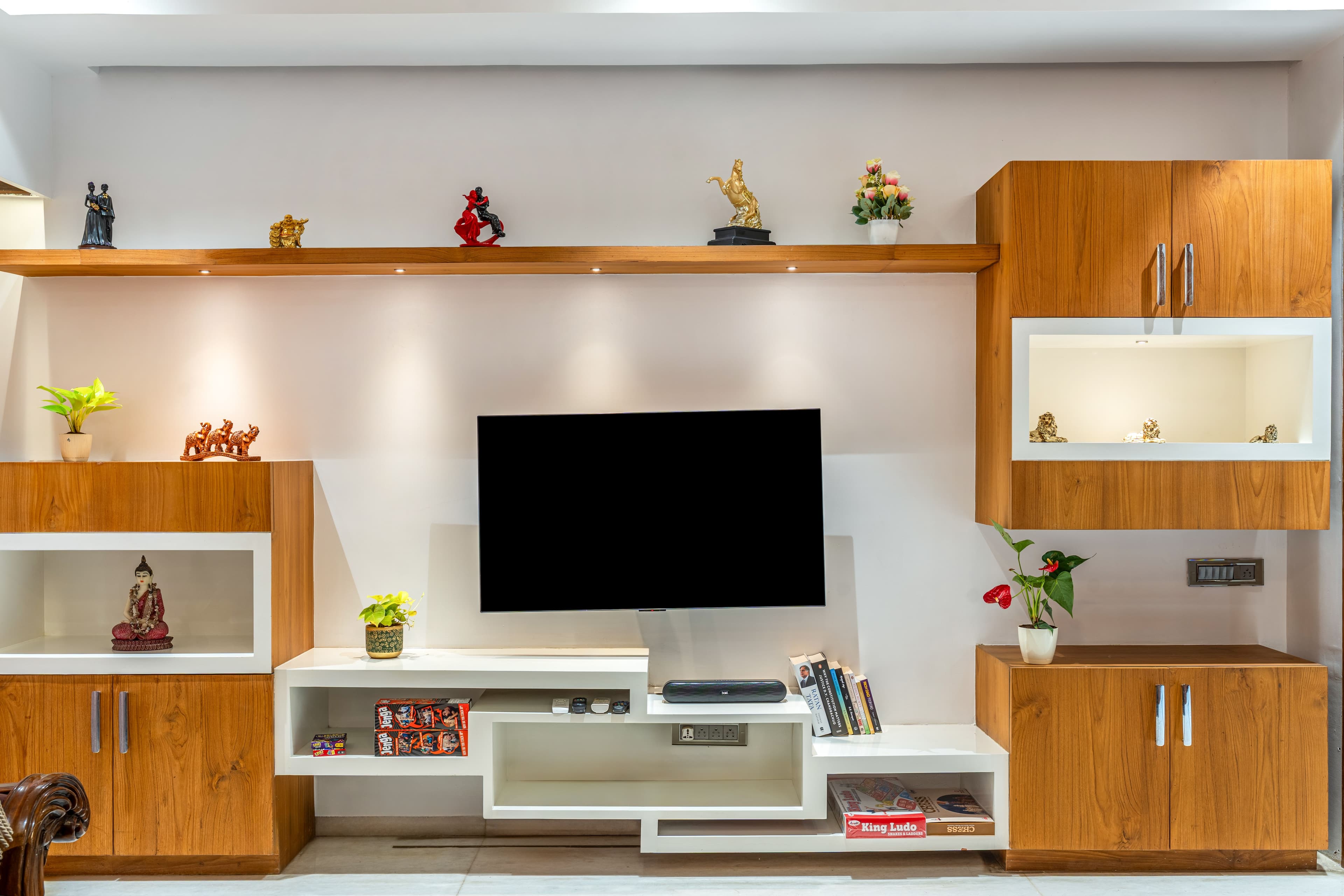 HSR Penthouse | Spacious 4-BHK Apartment with Living, Lounge Area, Study Room, Terrace, Balconies & Lift - Image 28