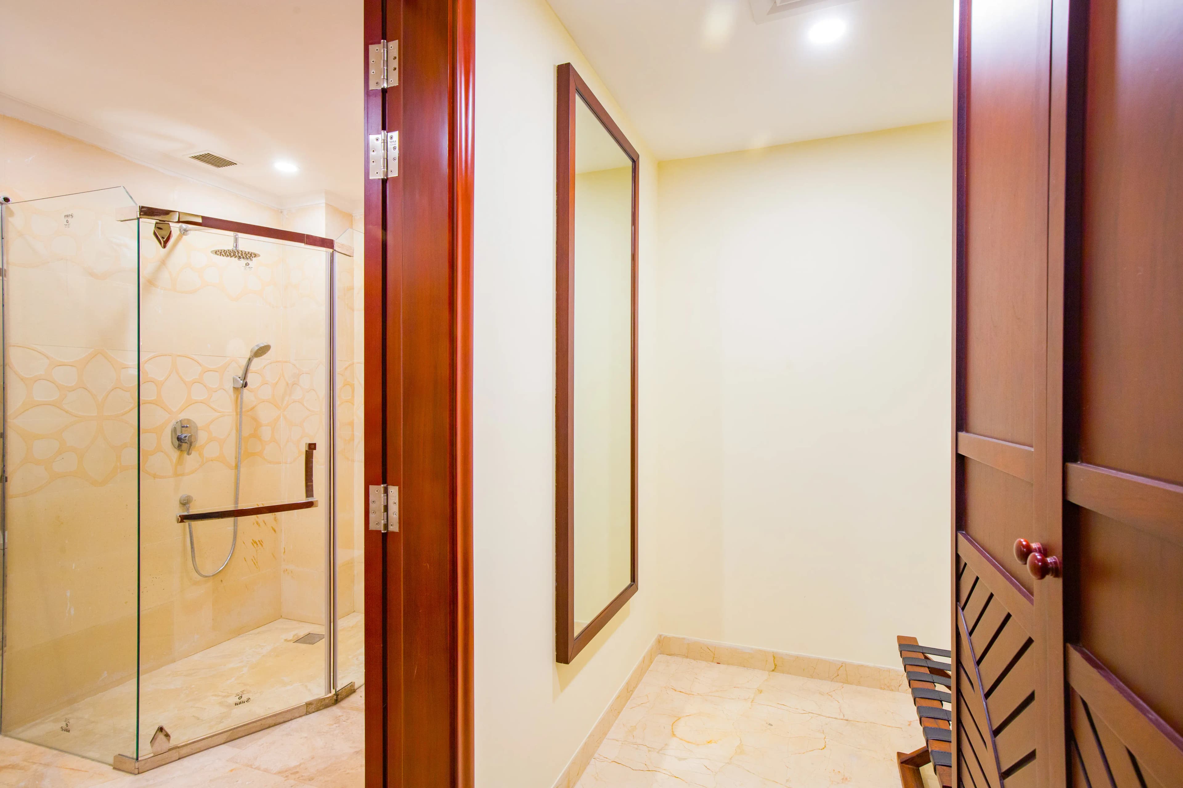 Eternal Oasis City View Suite | Serene 1-Room With Restaurant & Celebration Venue | Golf Course Road - Image 30