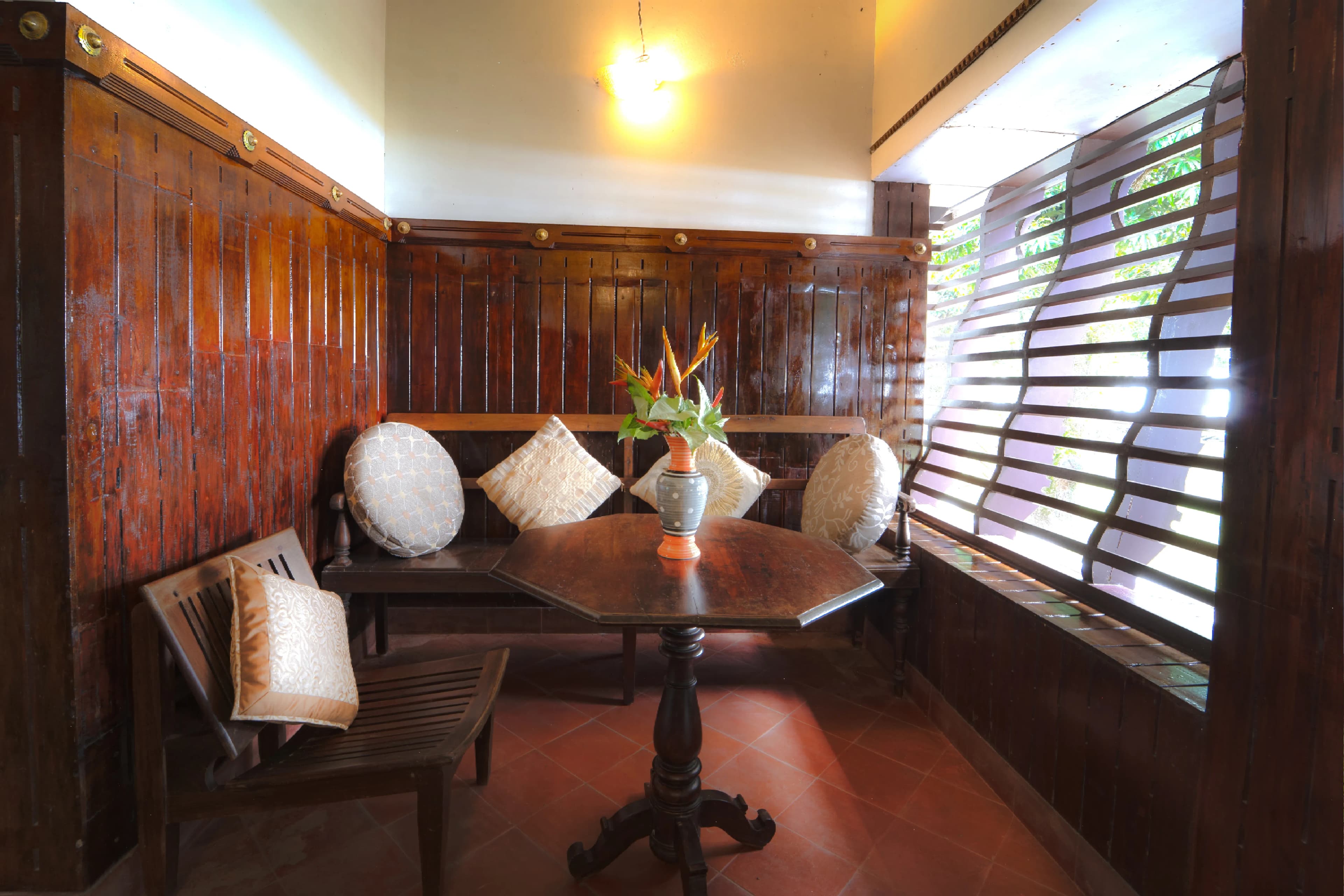 Vembanad House | Lakeside Heritage 4-Bedroom Retreat with Garden & Outdoor Sitting Area - Image 20