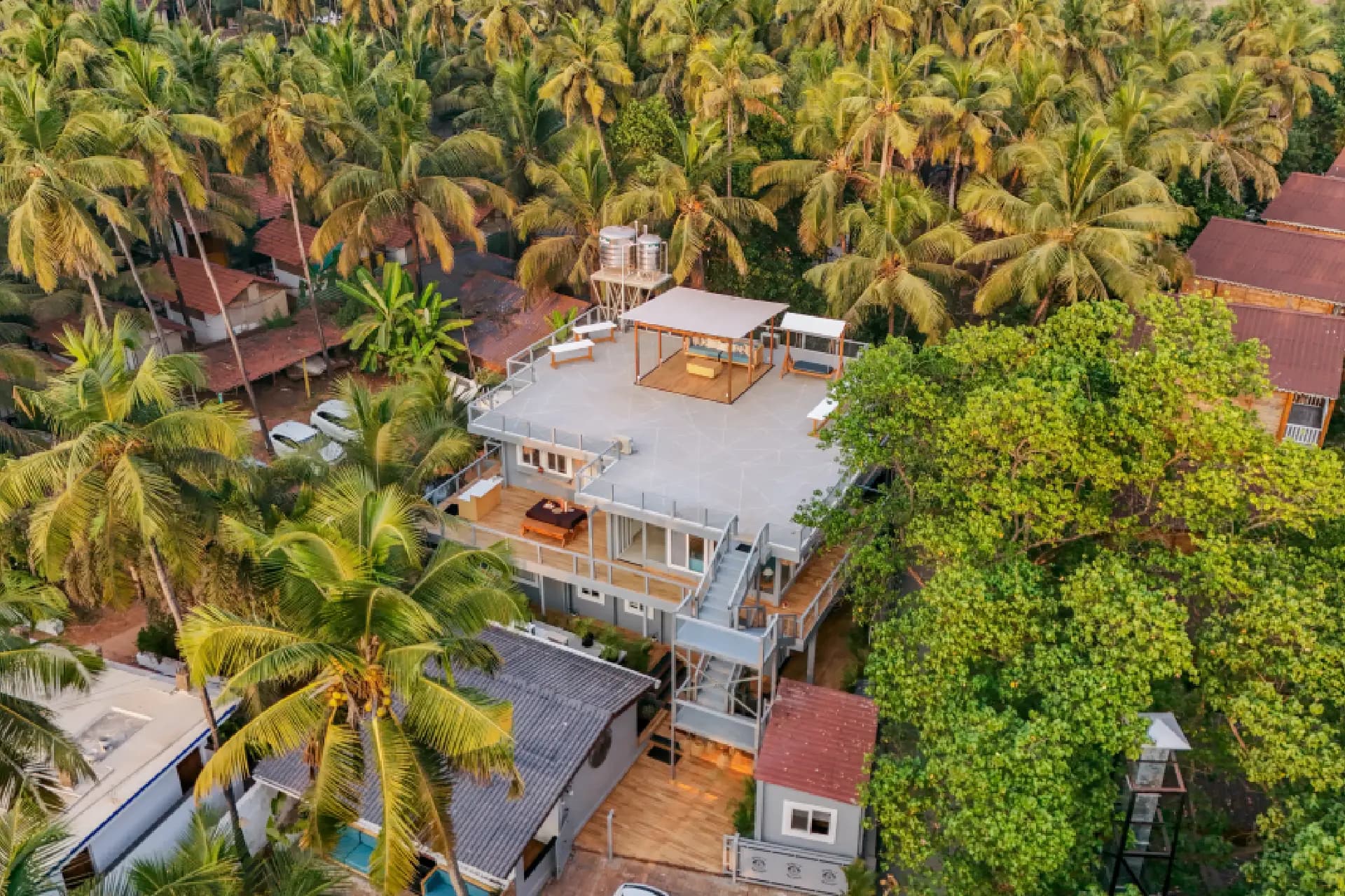 House of Neptune | 1-BHK Boutique Hut | Open Kitchen | Sit-out area | 10 Meters from Ashwem Beach - Image 5