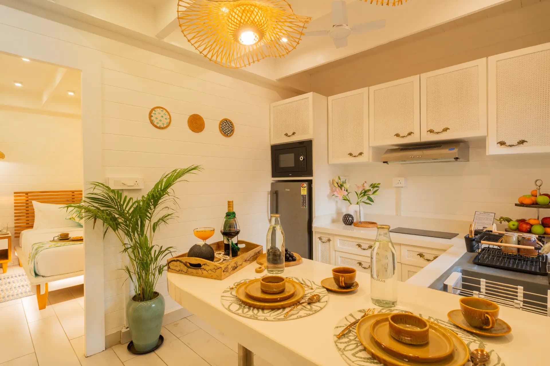 House of Neptune | 1-BHK Cottage | 10 mtrs from Ashwem Beach - Image 16