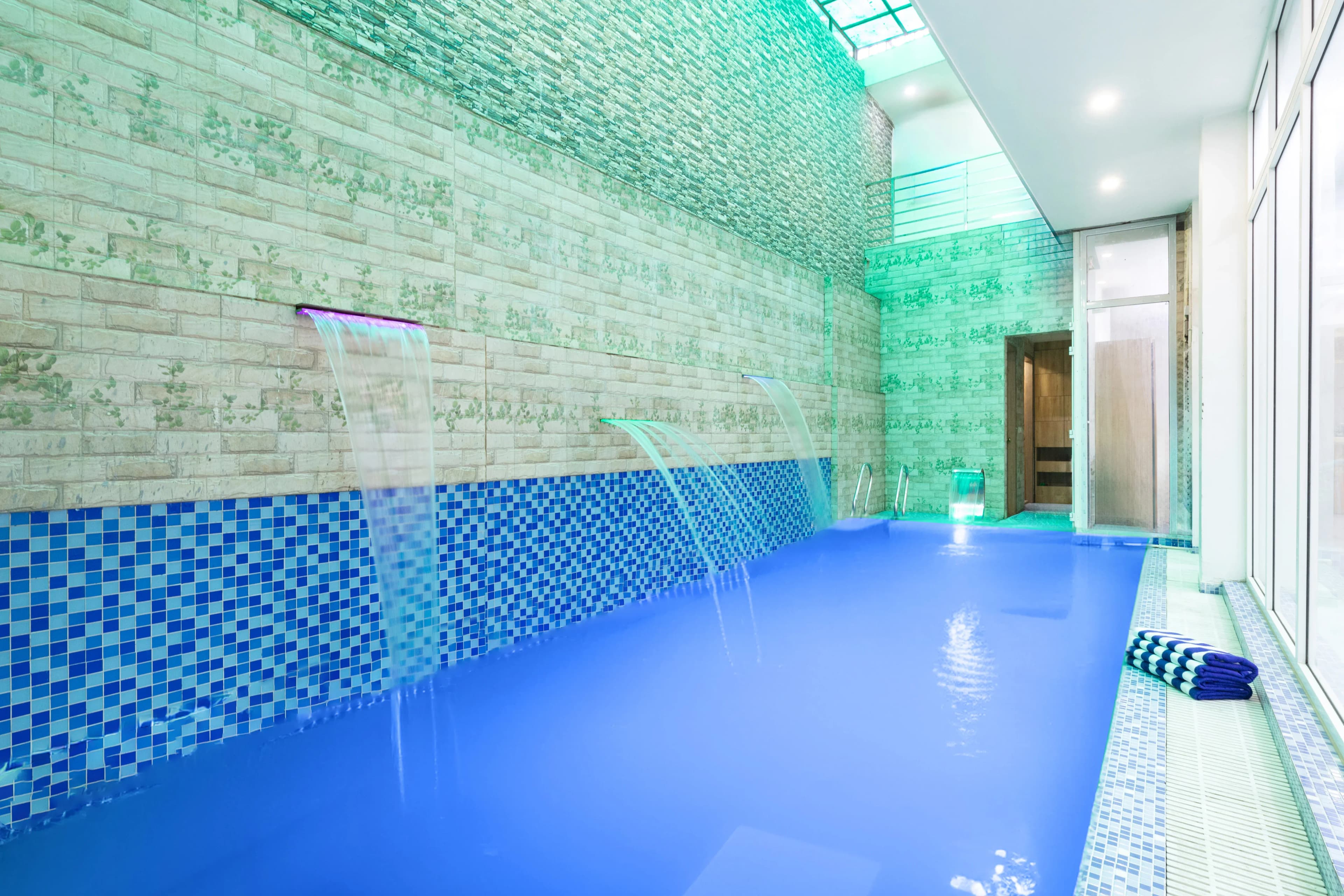 Miyabi Executive Suite | Elegant 1-BHK Suite With Common Pool, Gym & Restaurant - Image 2