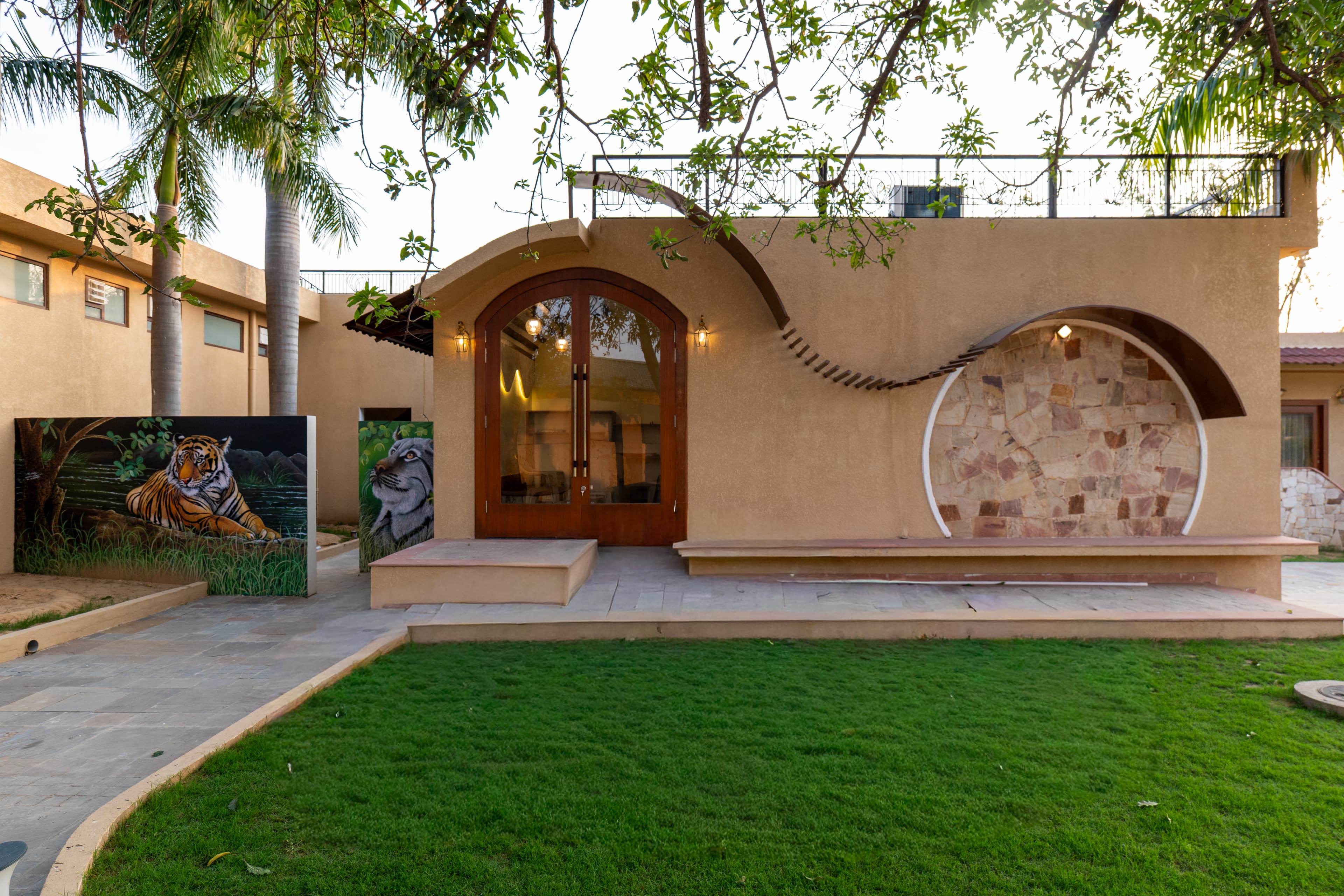 Tiger Cave Suite | Pet-friendly Room with Shared Pool & Garden on Main Ranthambore Road - Image 42