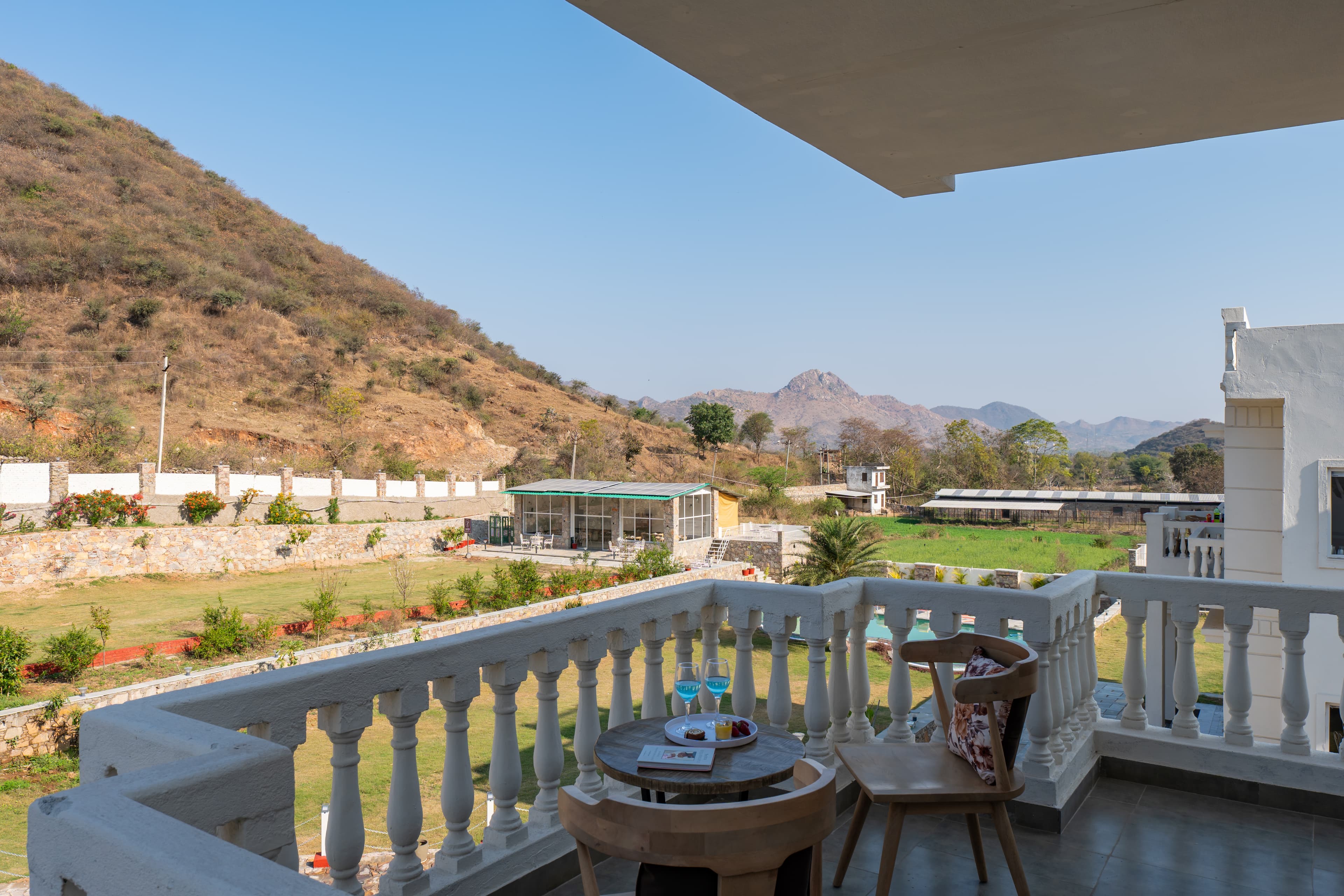 Mandovar Mountain Valley Retreat | 4 Room Pet-friendly Suite In a Private Estate with Shared Pool, Garden, Restaurant & Hill Views - Image 8
