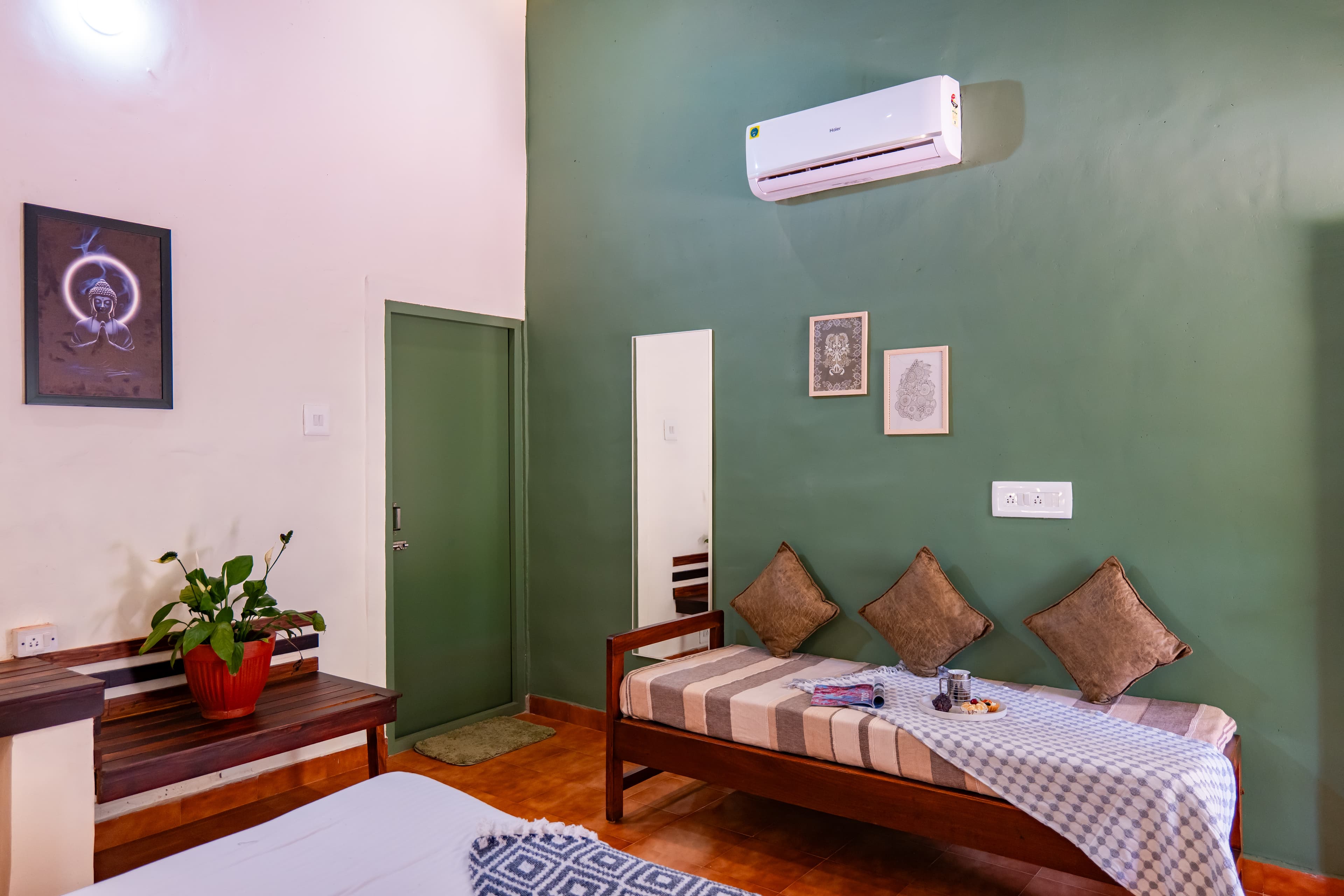 Twisted Tree | 1- Room Suite with Shared Pool & Restaurant - Image 36