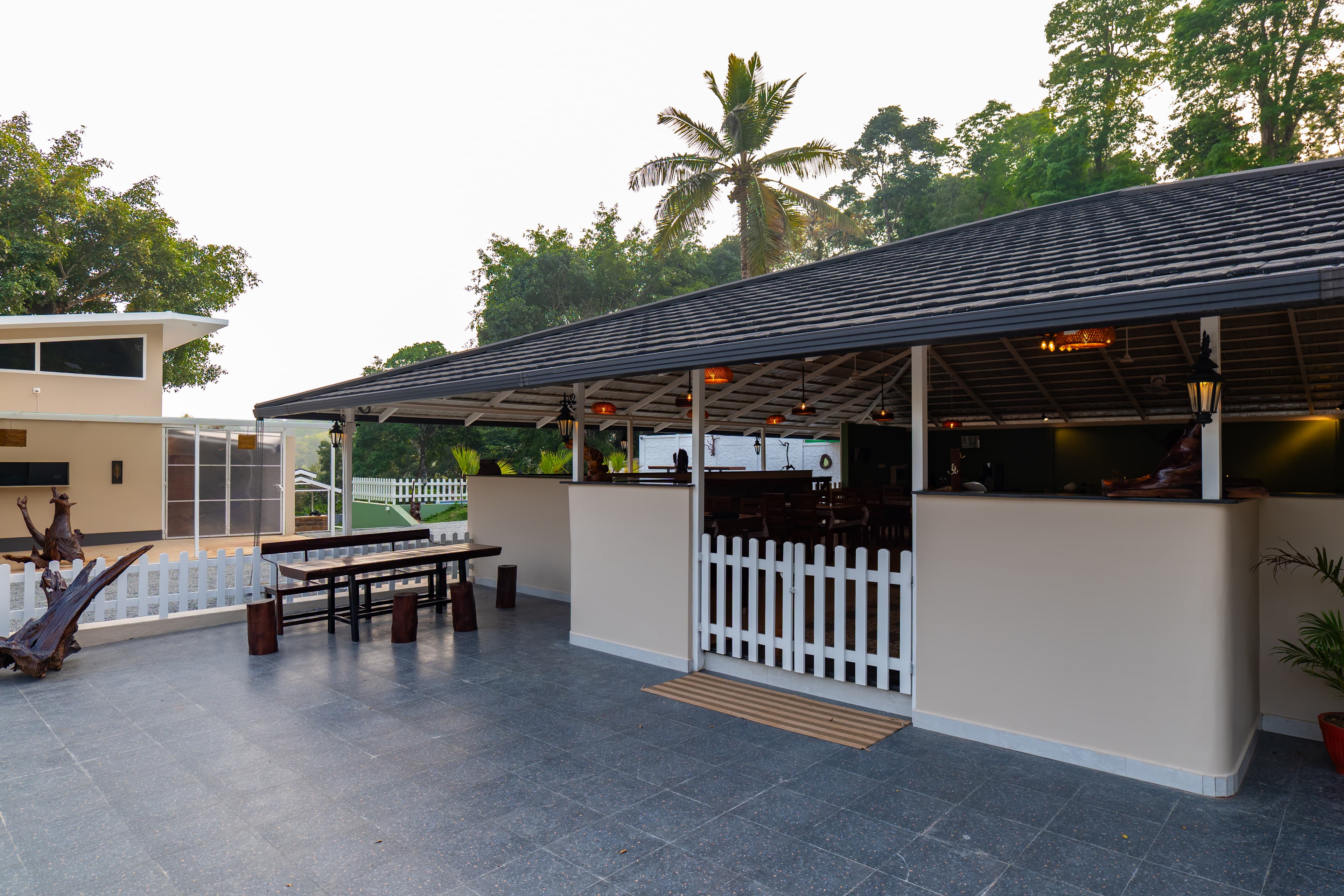 Twisted Tree Another | 1-Premium Room With Private Sit Out & Shared Pool - Image 20