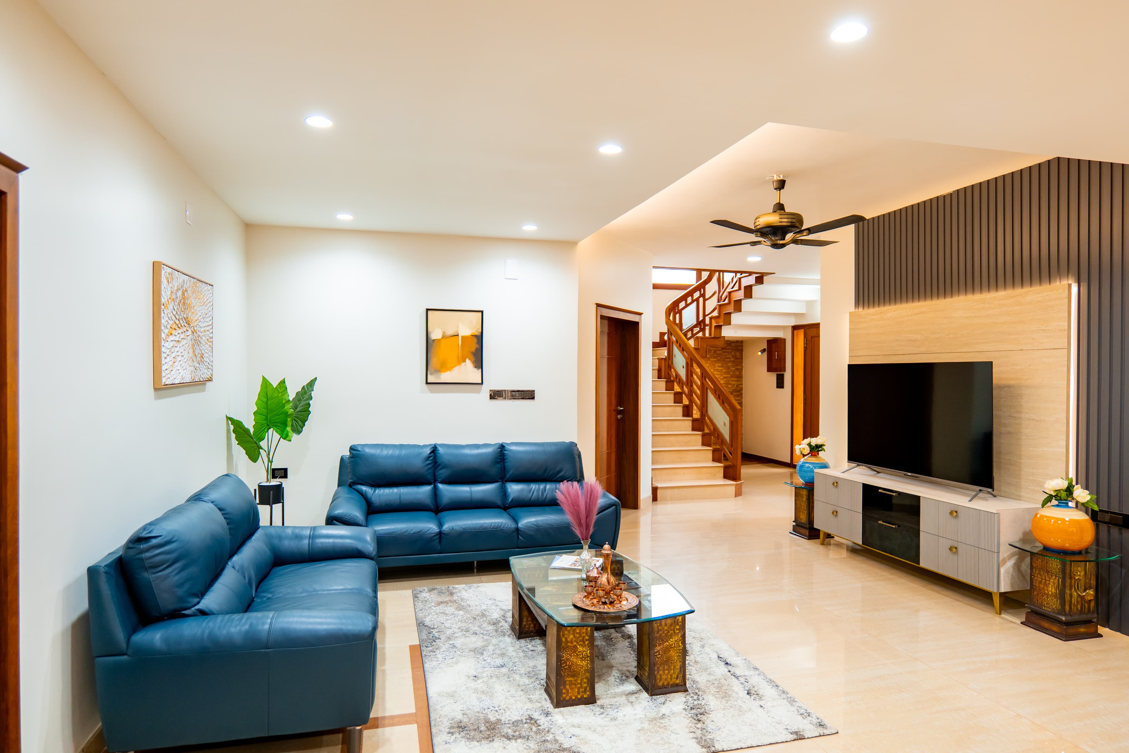 Valiyaveetil Mansion | 5-BHK Mansion With Private Pool, Home Theatre, Garden | Near New Marine Drive - Image 36