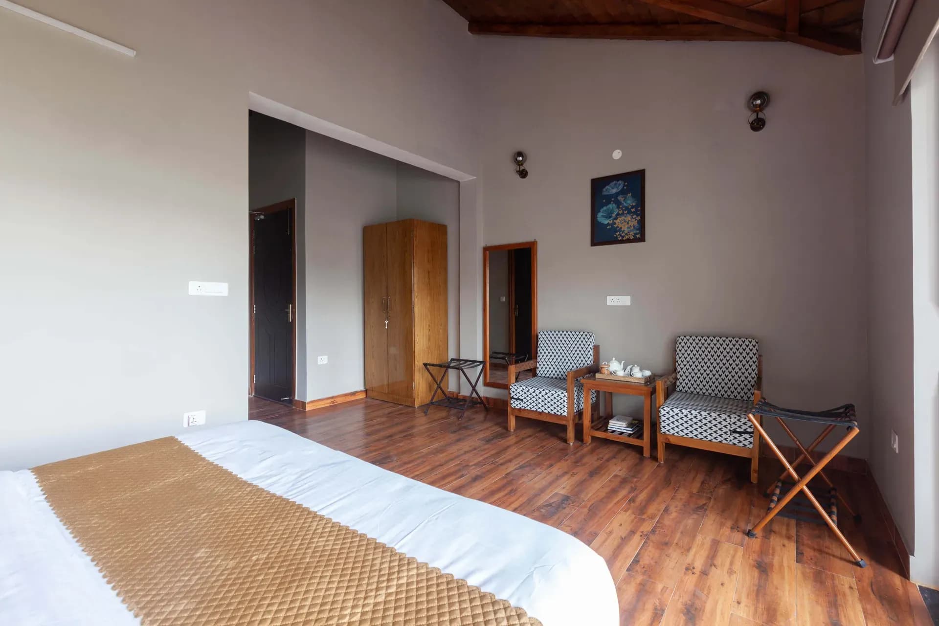 Amara Twilight | Pet-friendly 2-BHK Retreat Near Kainchi Dham With Scenic Views - Image 16