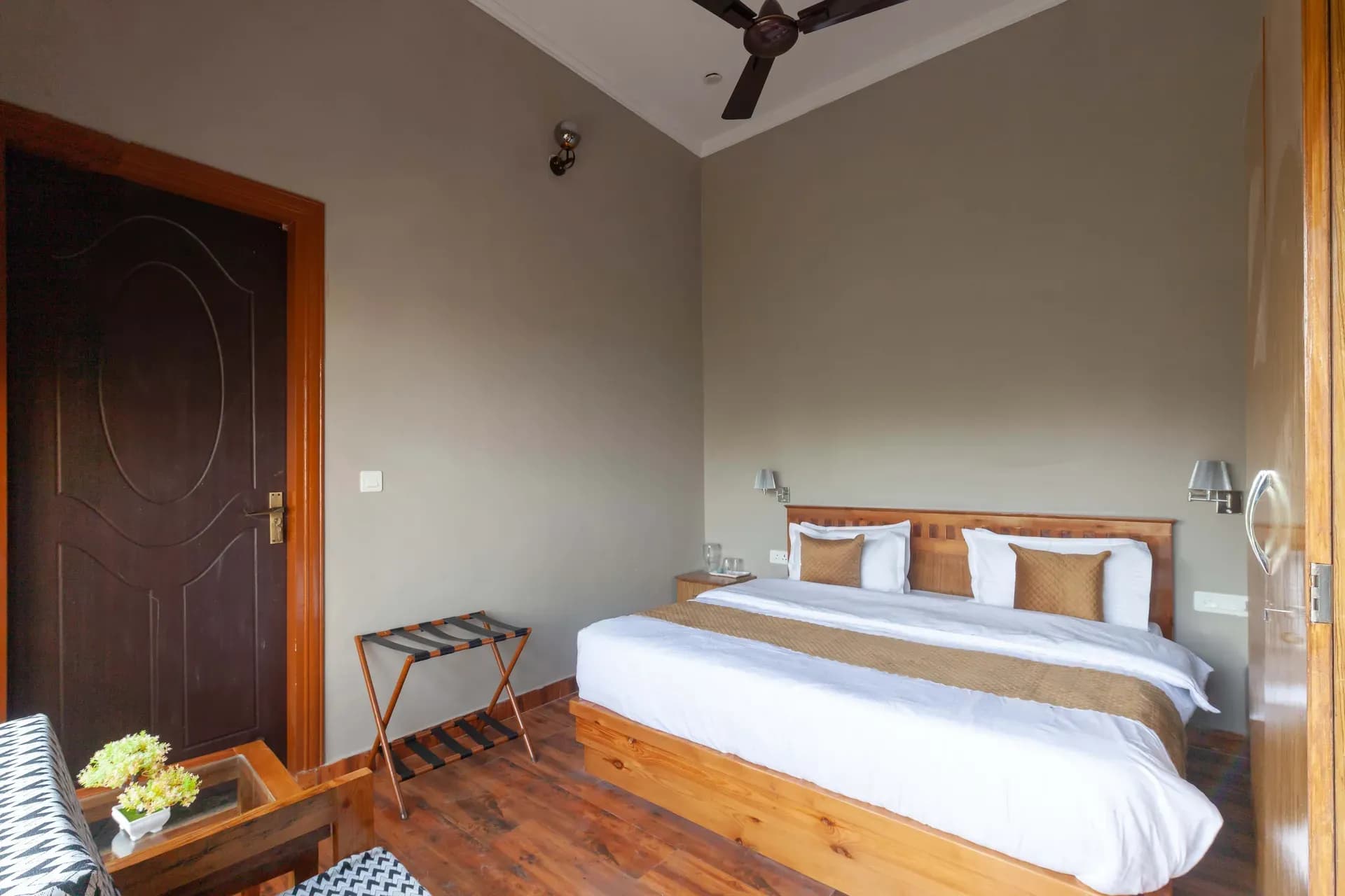 Amara Aether | 1 Bedroom | Outdoor Sitting Area | Hill Views | Pet friendly  - Image 4