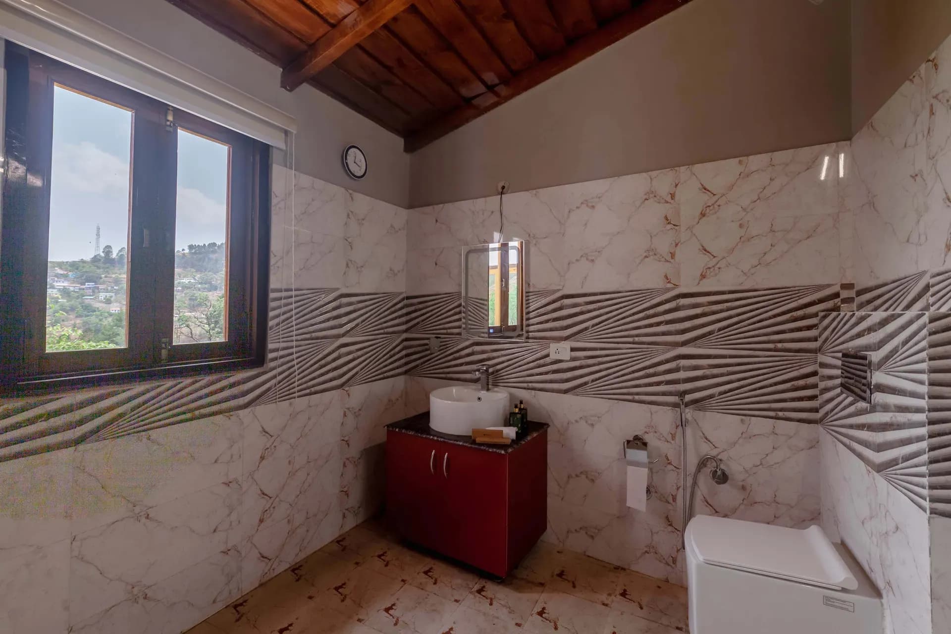 Amara Dawn | 4-BHK | Near Nainital Lake | Hill Views | Pet friendly  - Image 10