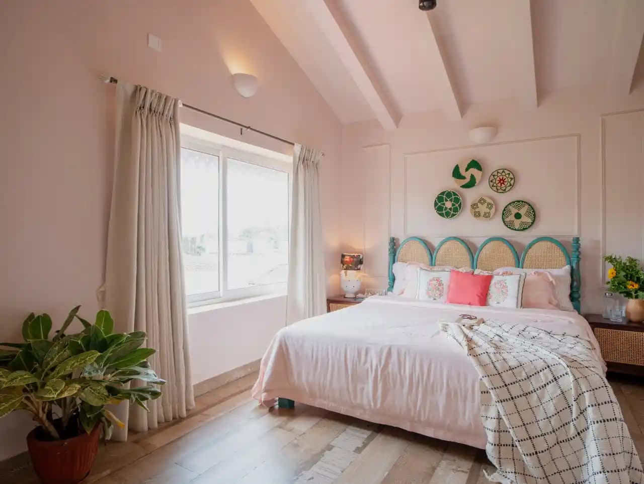 BluDoor | Exquisite Pet-friendly 5-BHK Villa With Private Pool, Lift & Entertainment Lounge Near Vagator Beach - Image 20