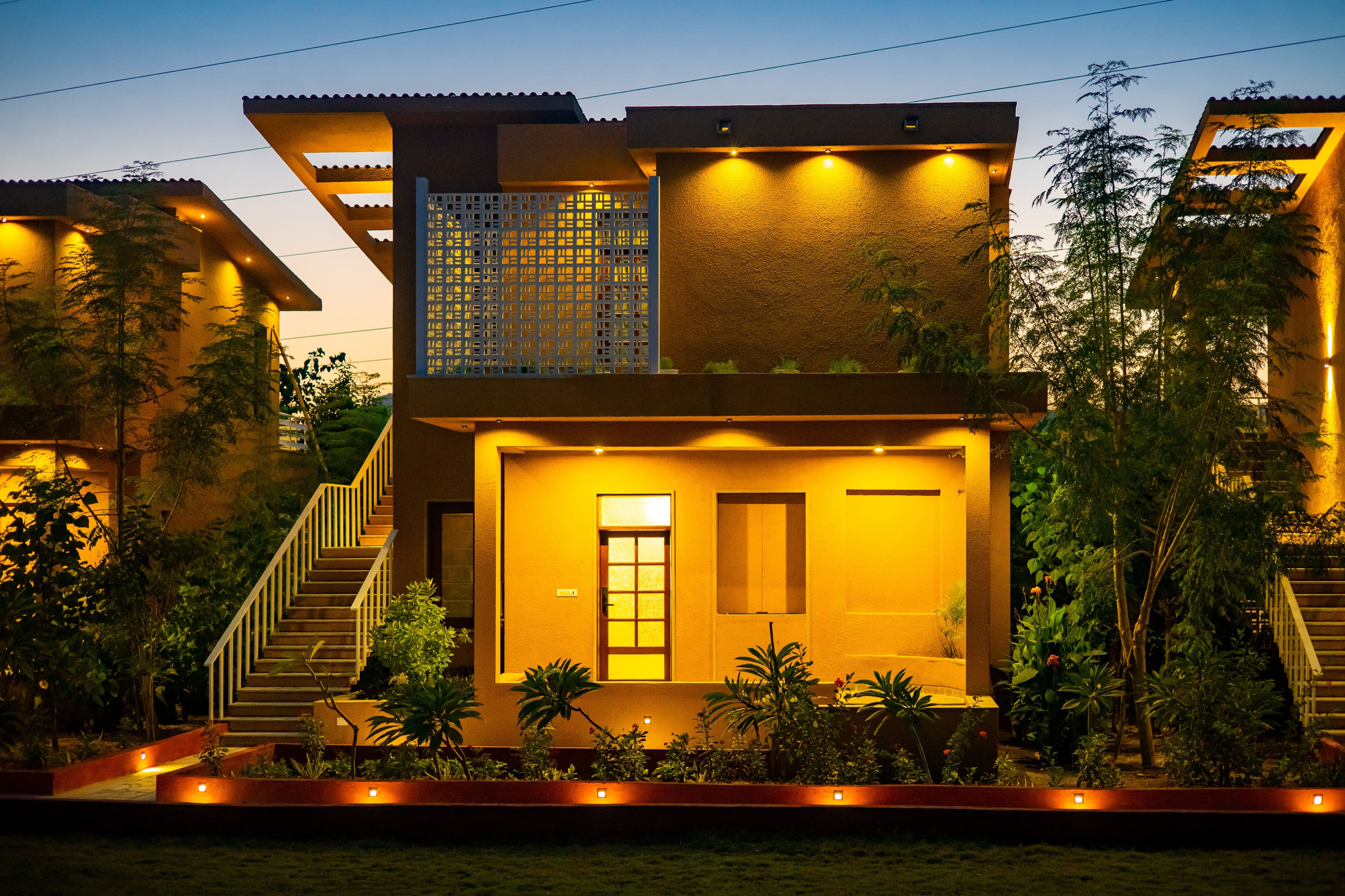 Still River Suites | 1-Room Retreat With a Bathtub, Shared Pool, Garden, Gym, Coffee House, Restro & Scenic Aravali Views - Image 31