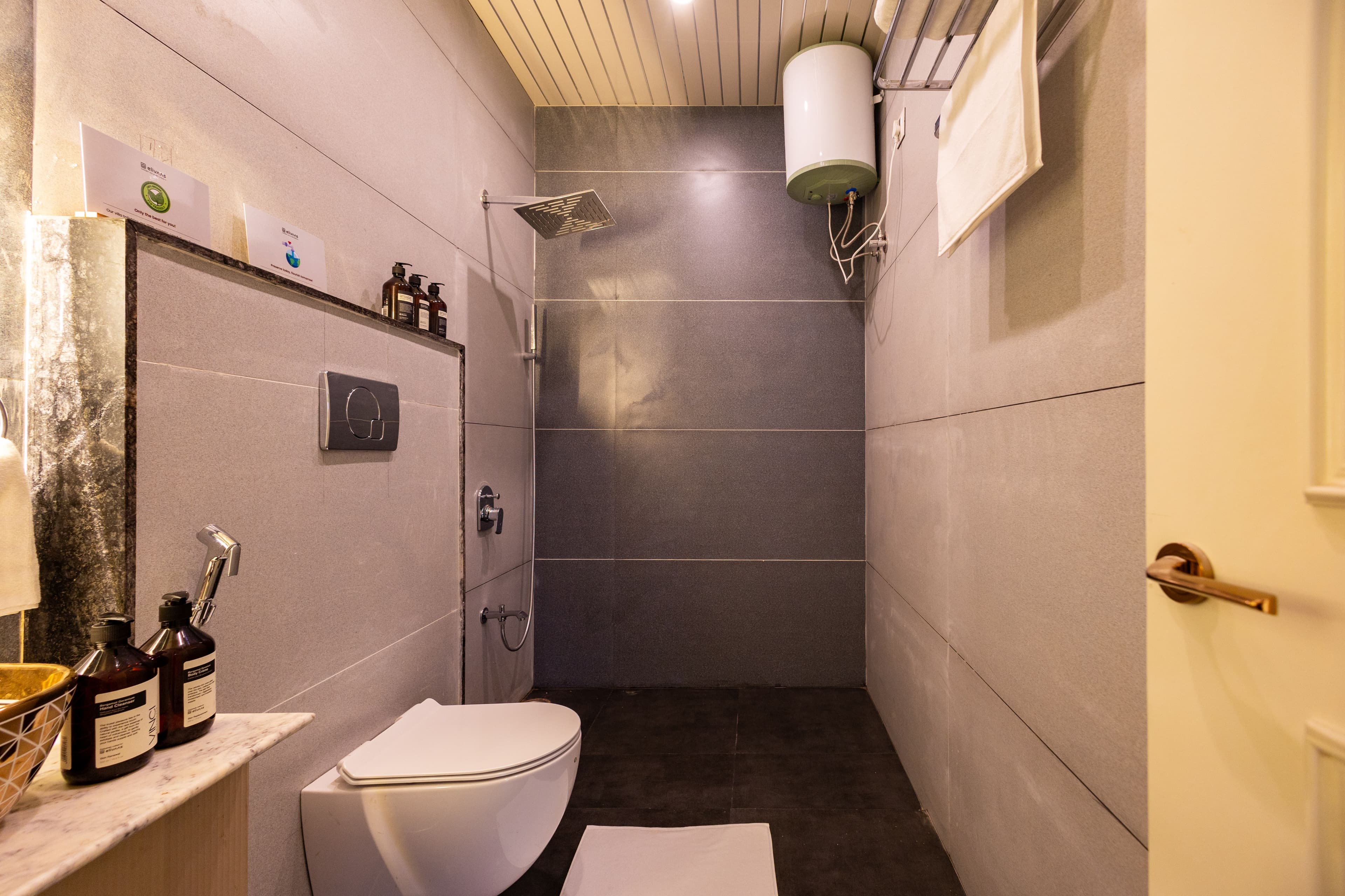 Shreya Blossom Retreat | 8-BHK Retreat With Private Pool, Gazebo, Garden, Bar & Scenic Aravali Views - Image 36