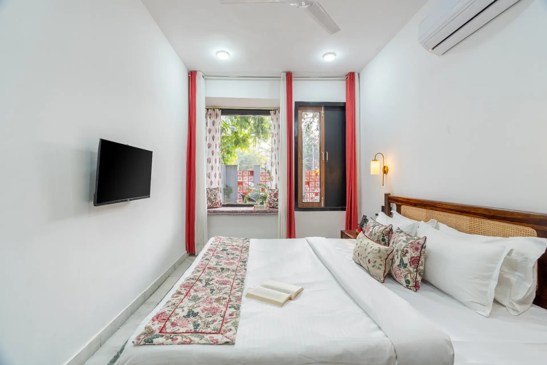 Ramalaya - A Stunning 4-BHK Retreat With Courtyard & a Lush Garden - Image 18