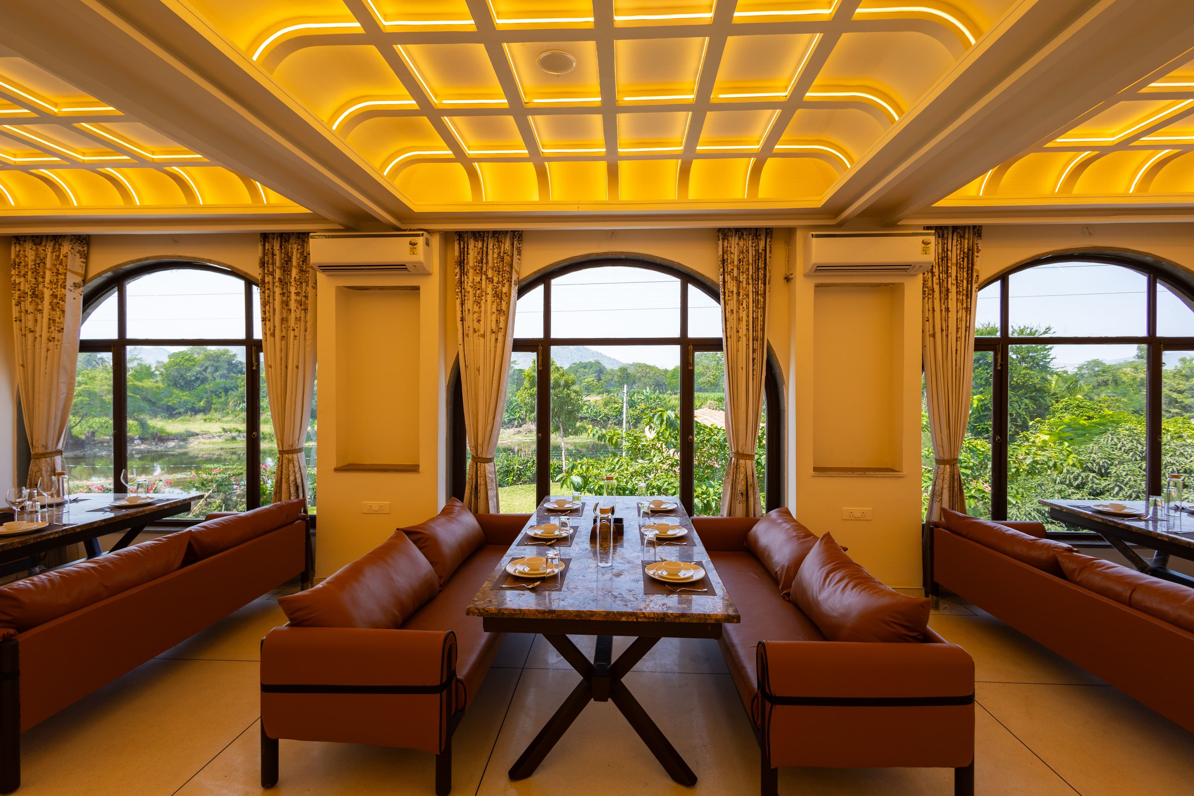 Still River Suites | 1-Room Retreat With a Bathtub, Shared Pool, Garden, Gym, Coffee House, Restro & Scenic Aravali Views - Image 24