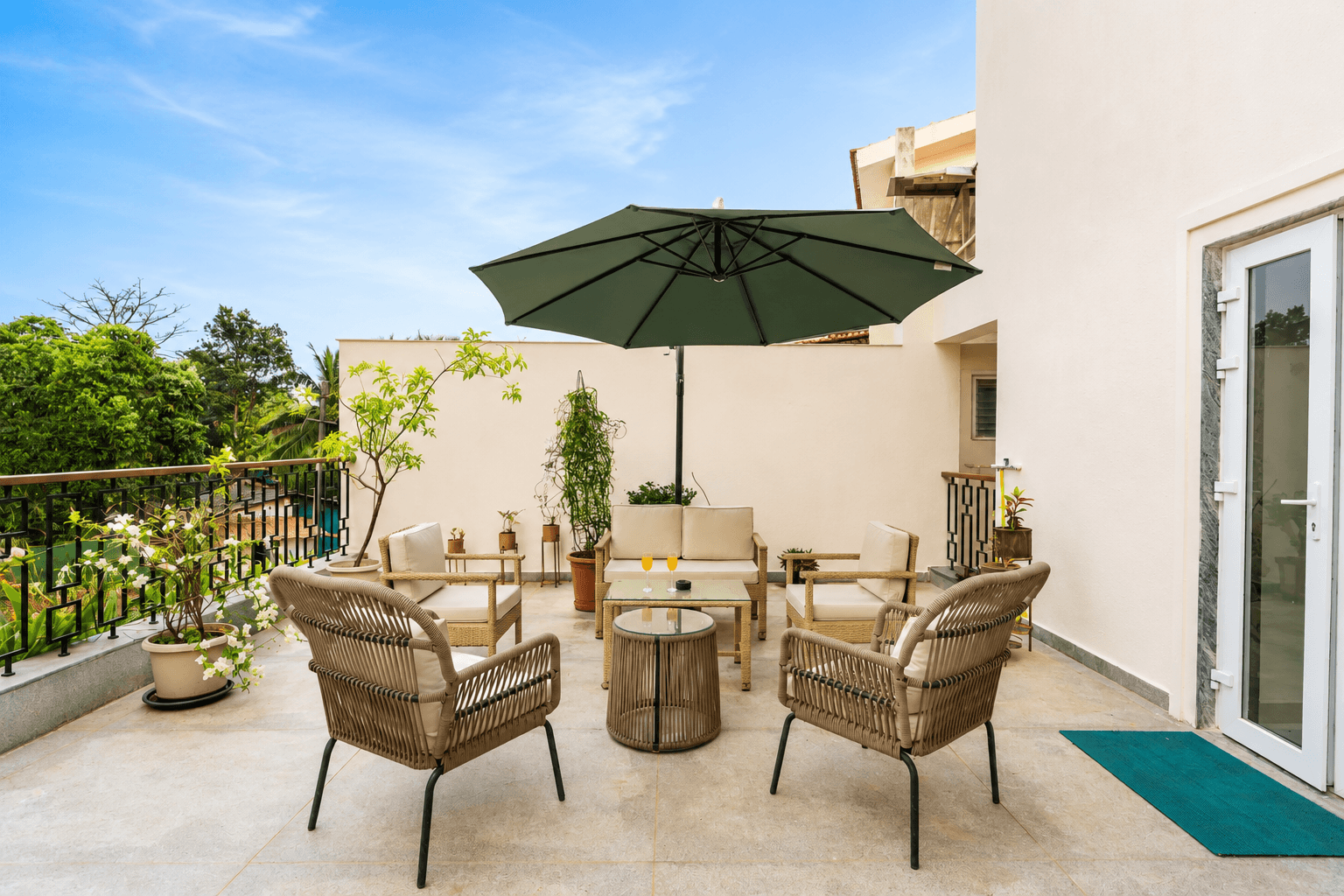 Cavalo Marinho | 3-BHK Boho Retreat with Private Pool & Club House - Image 3
