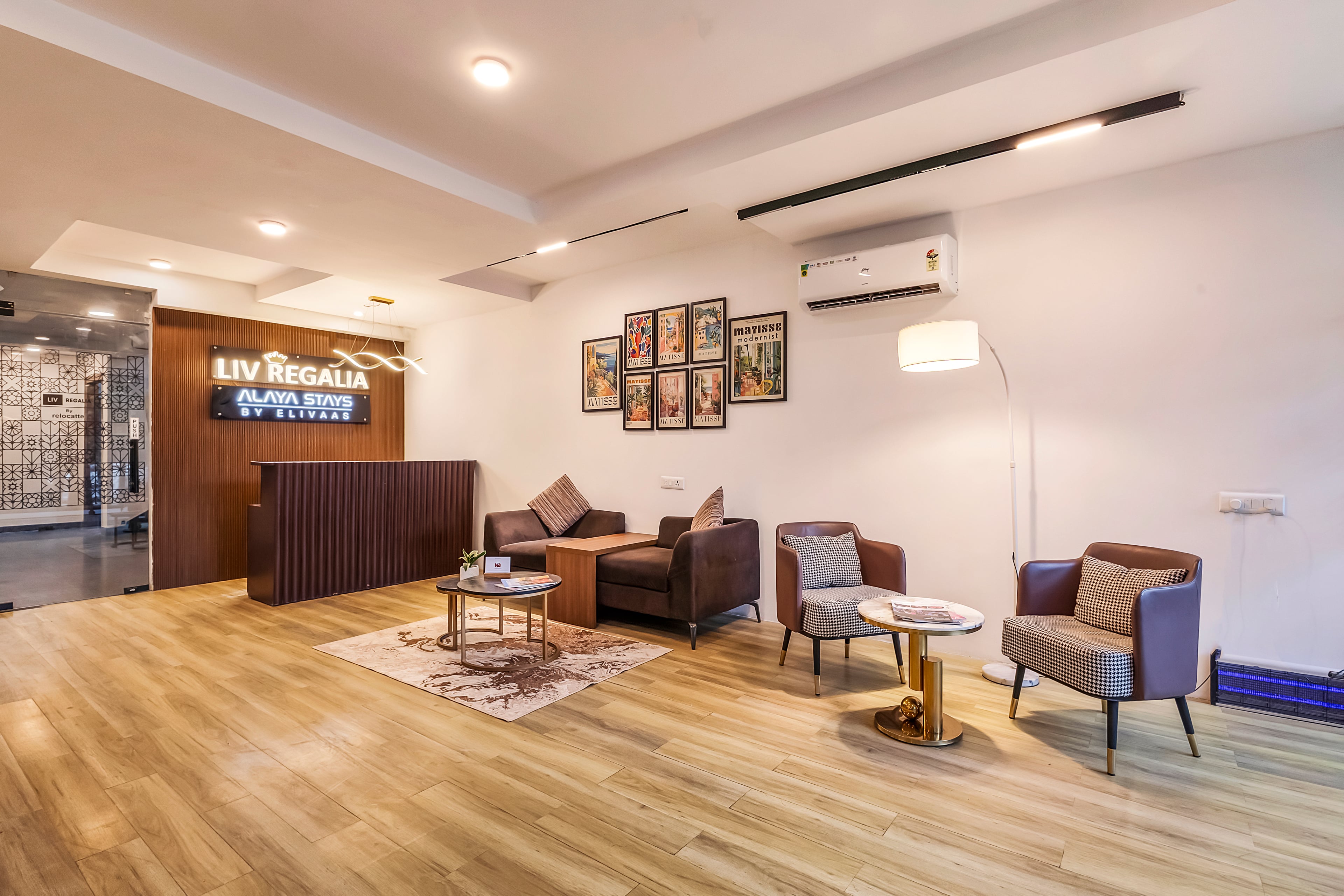 Liv Regalia Serviced Apartments | 1-BHK With Balcony with Restaurant, Lift, Gym & Conference Room | 1 km from Millennium City Centre — photo 3