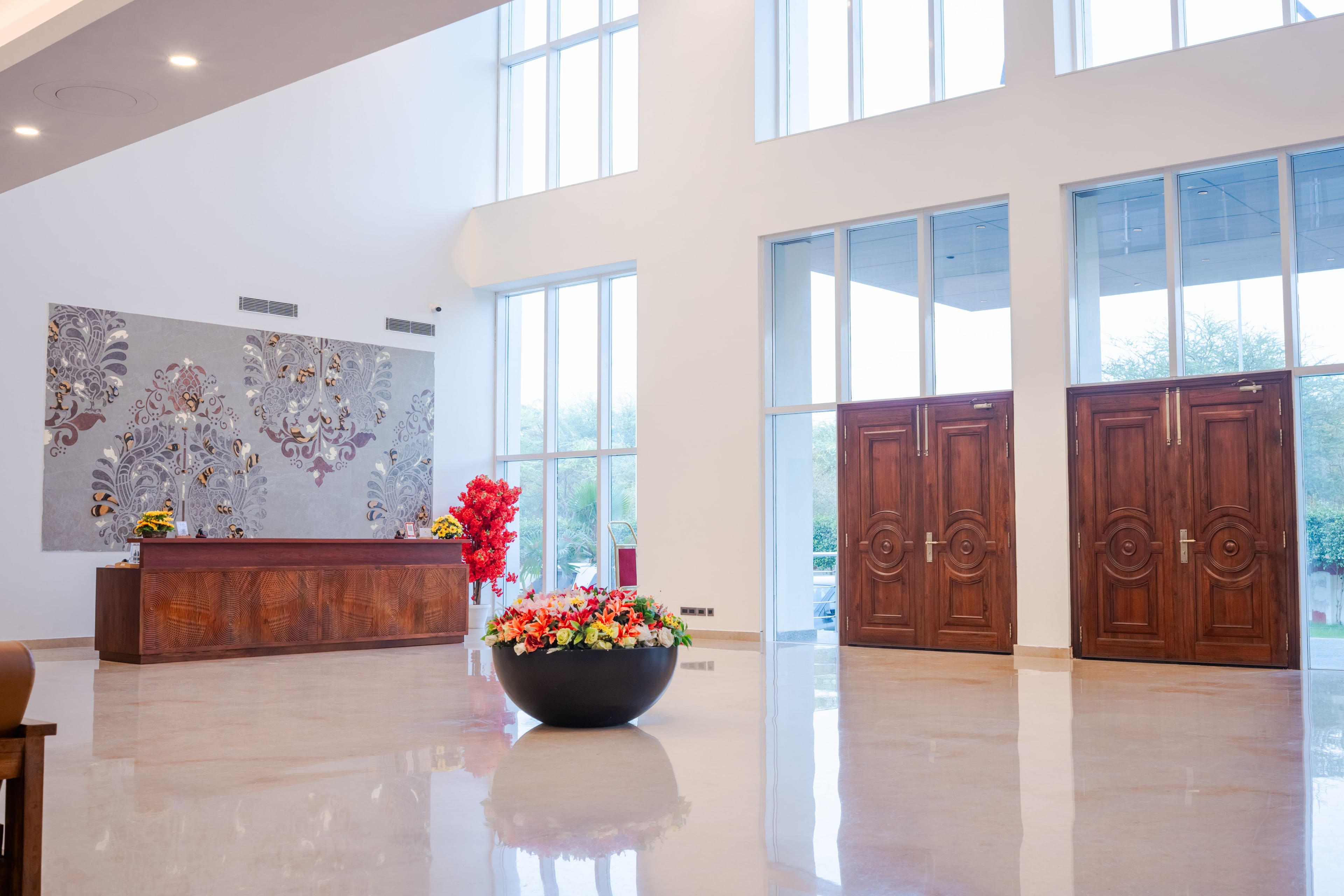Eternal Oasis City View Suite | Serene 1-Room With Restaurant & Celebration Venue | Golf Course Road — photo 3