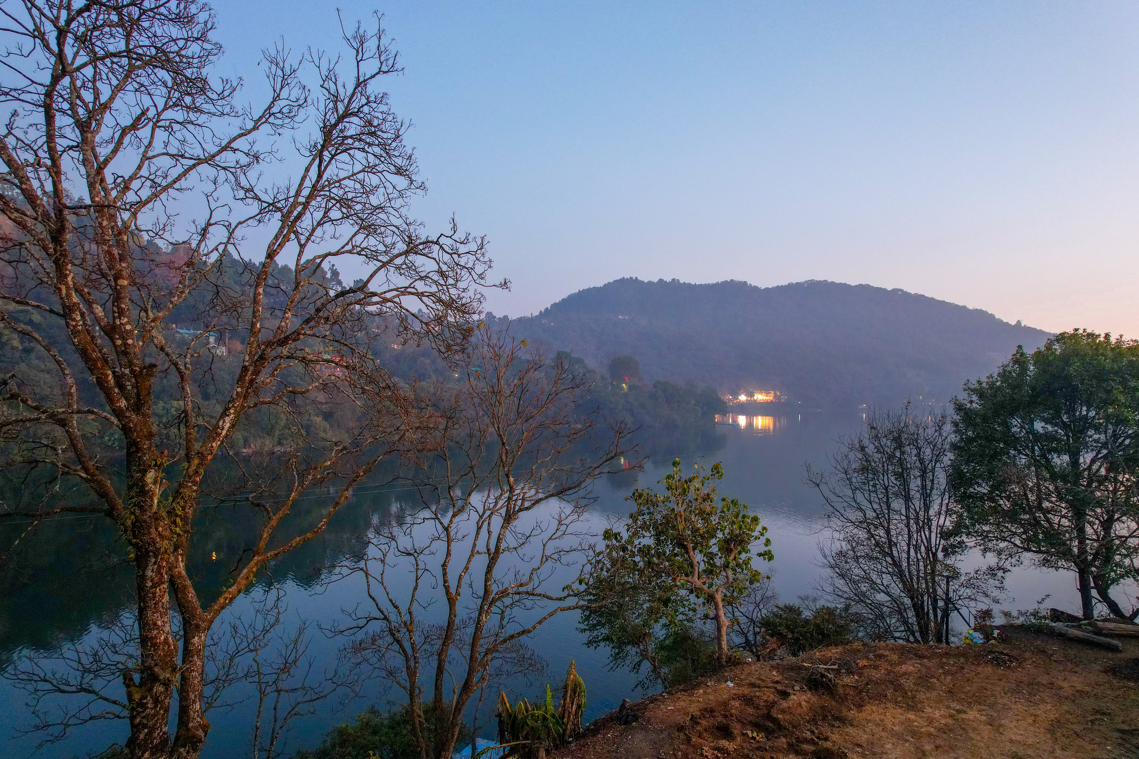 Lakefront S-1 | 1-BHK Apartment Close to Naukuchiatal Lake — photo 3