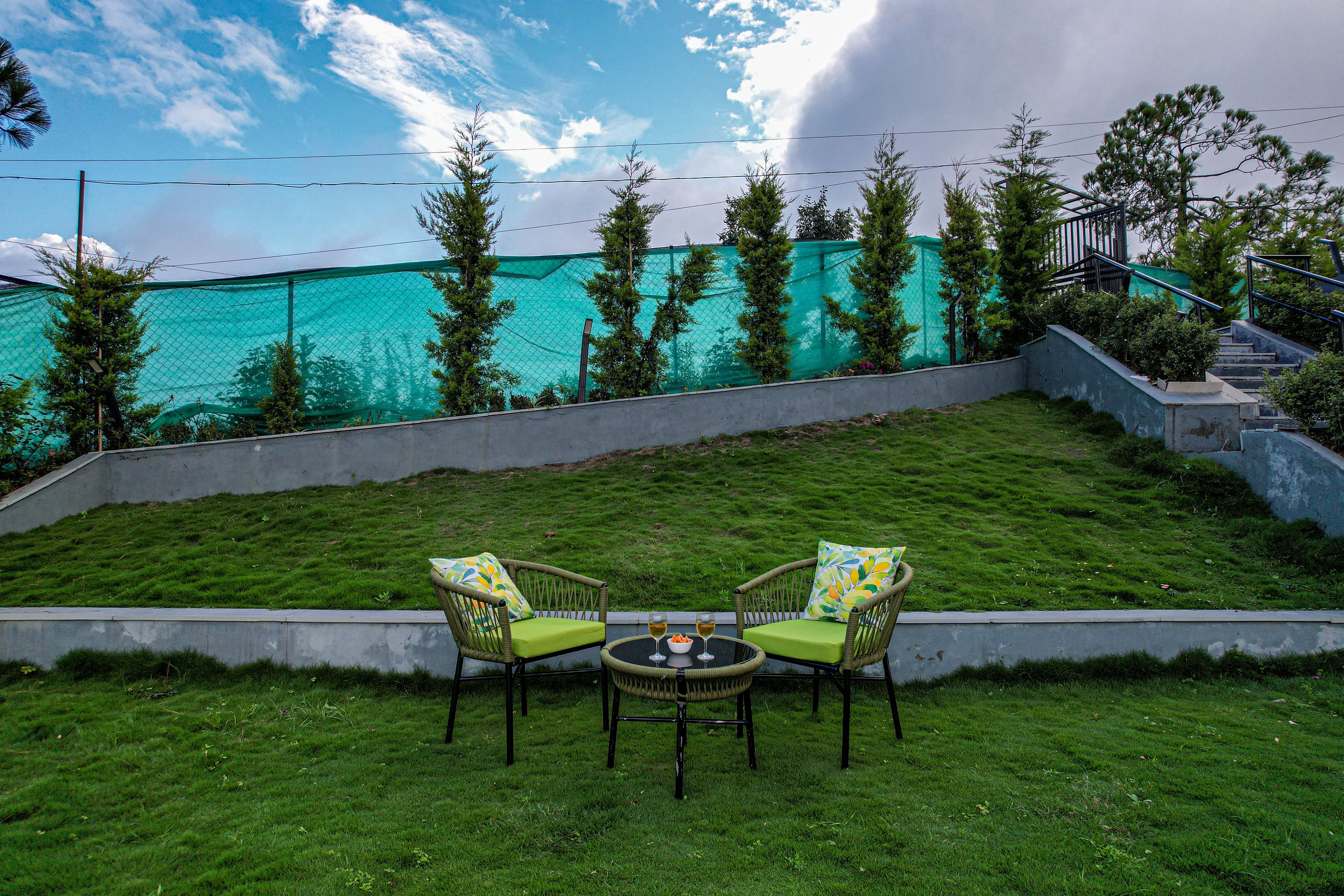 Trio’s Top | Pet-friendly 2-BHK with Attic, Shared Sit-out Area, Stepped Garden & Hill Views — photo 3
