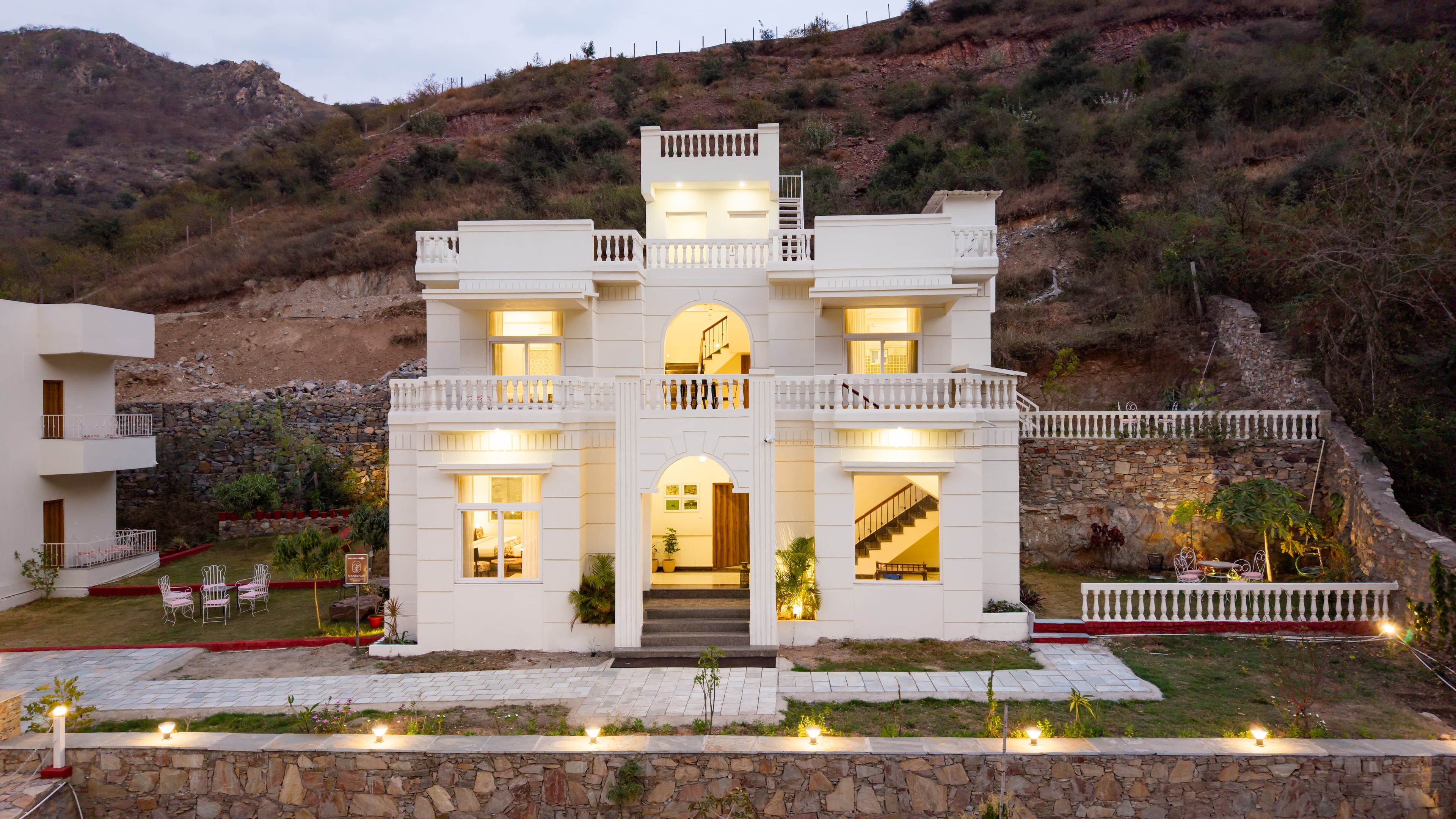 Mandovar Mountain Valley Retreat | 1-Pet-friendly Suite In a Private Estate with Shared Pool, Garden, Restaurant & Hill Views  — photo 2