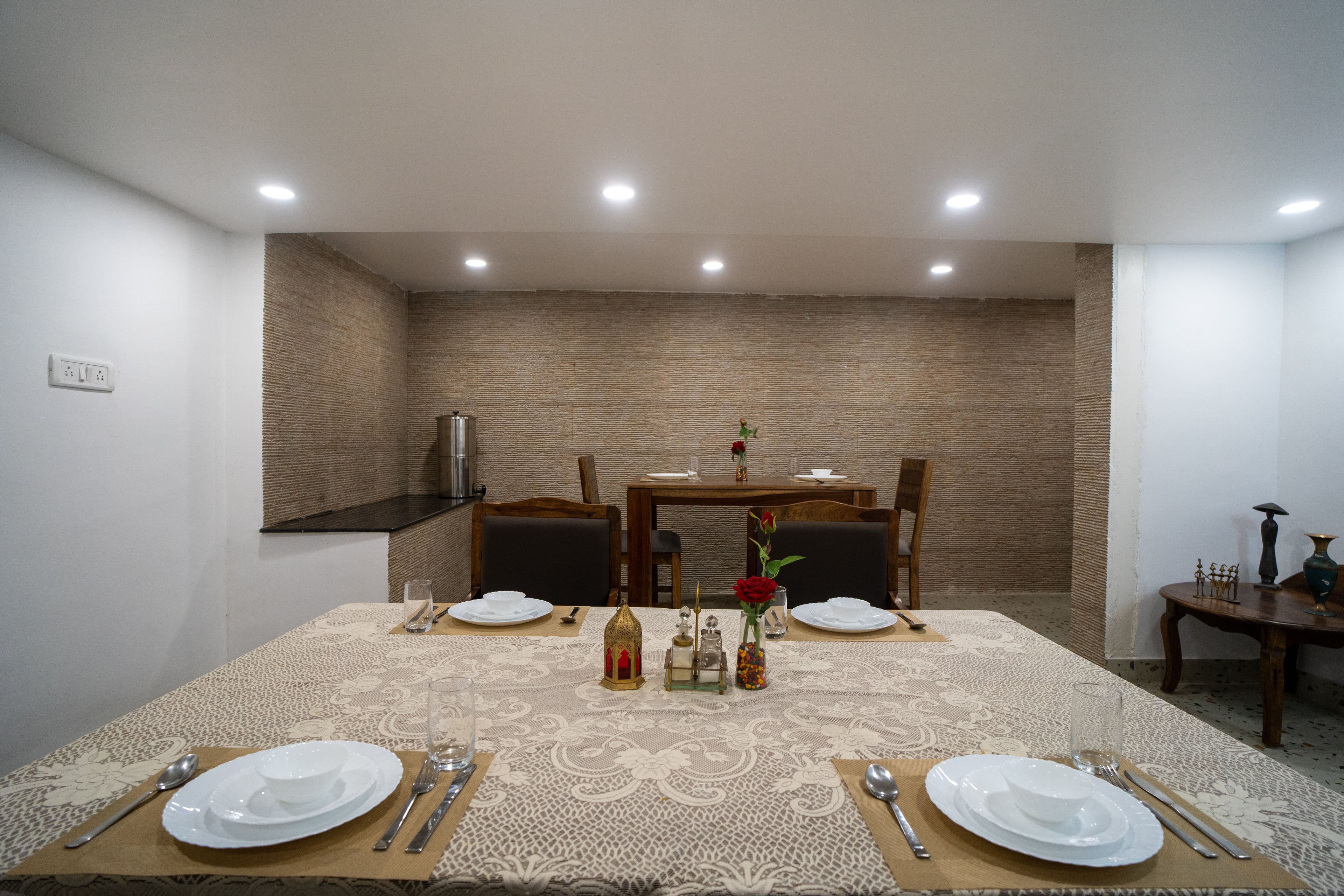 The Urban Escape | 1 Deluxe Room With Hill View — photo 5