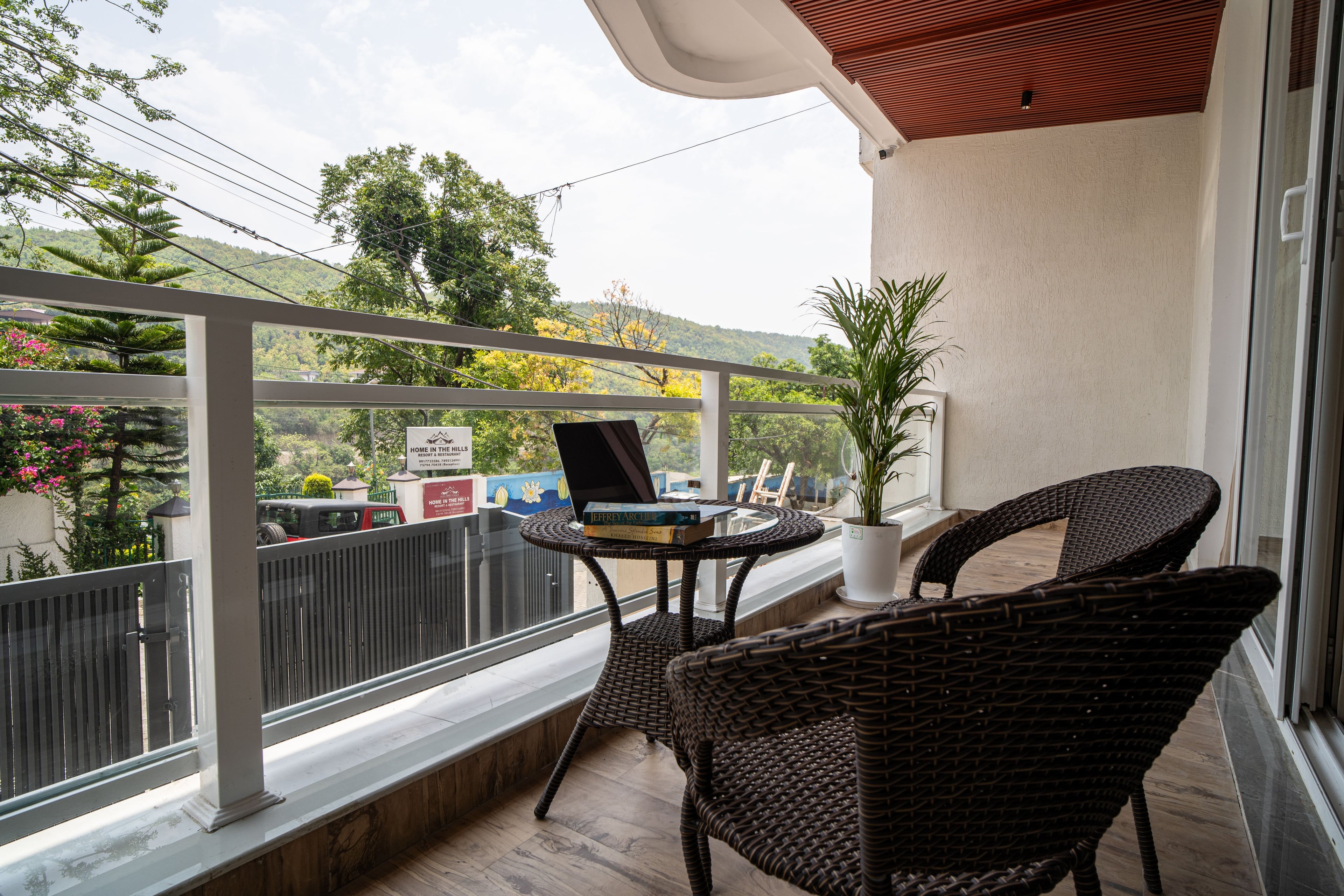 Udgam Vilas 3-BHK | Elegant Pet-friendly Apartment With Lift & Balcony Near Robber’s Cave — photo 2