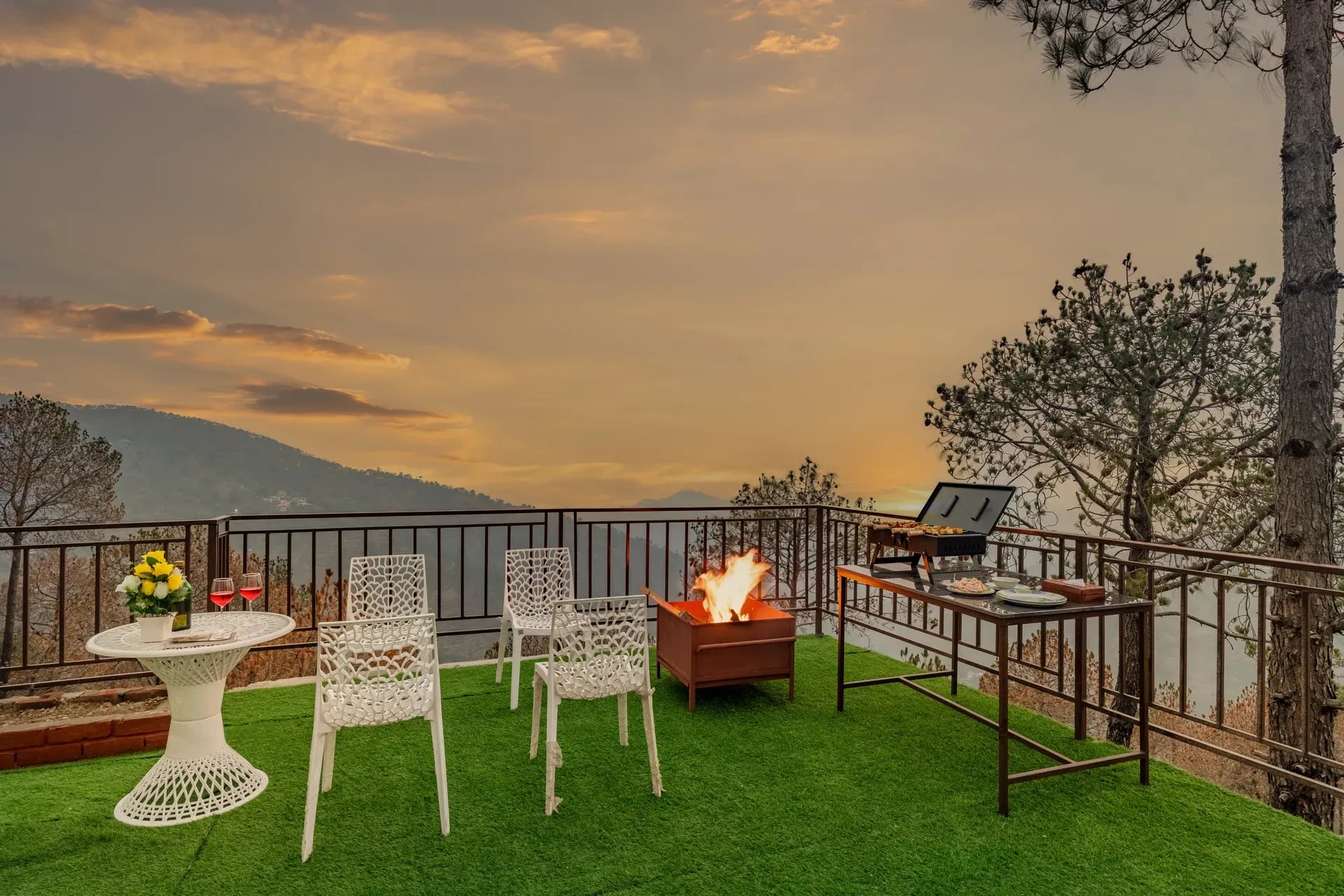 Querencia | Pet-friendly 5-BHK Villa With Sunset & Hill Views  — photo 2