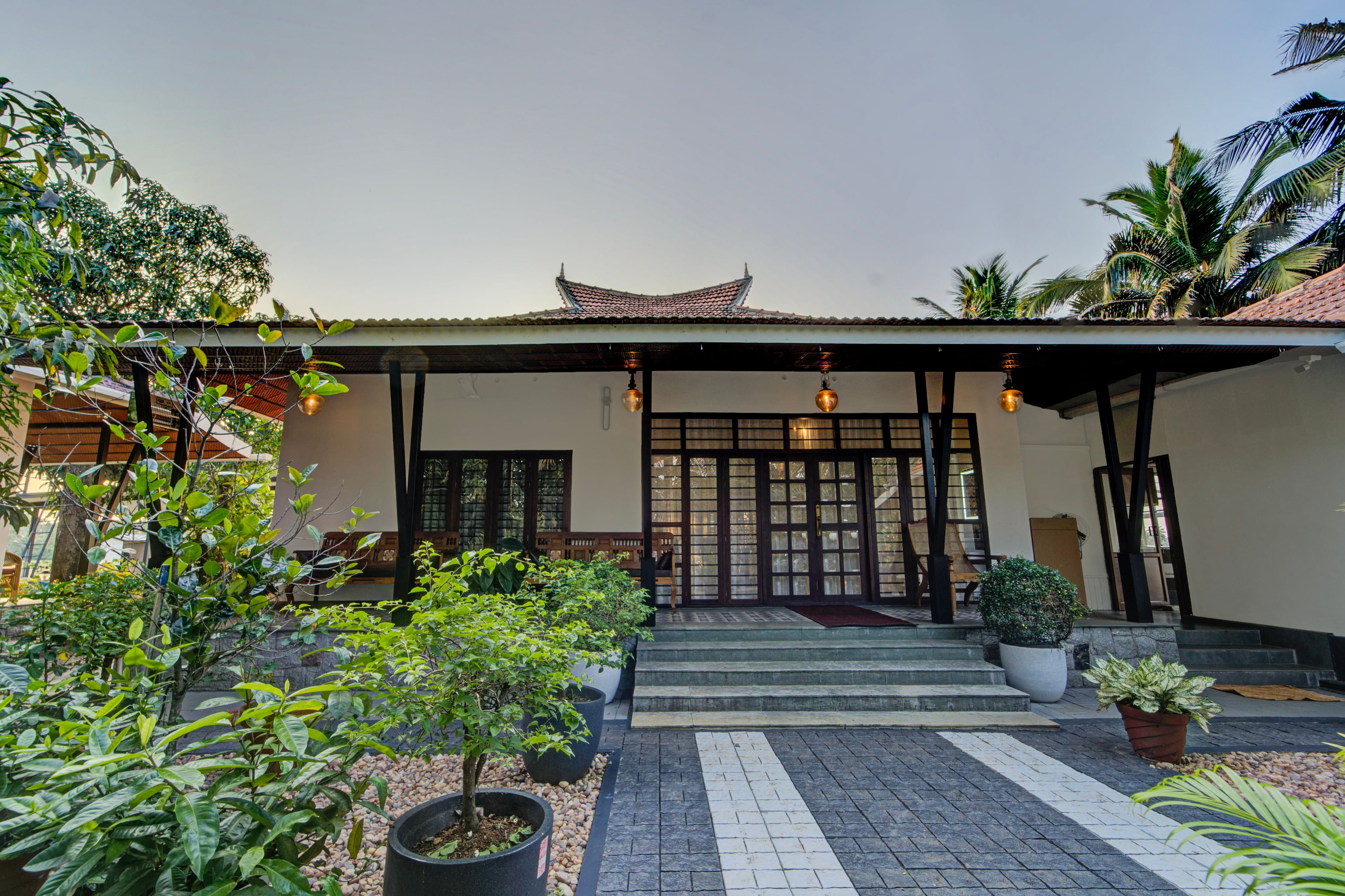 Breeze and Grains Resort | 3-BHK Vacation Home With Outdoor Patios & Chinese Wok Zone — photo 5