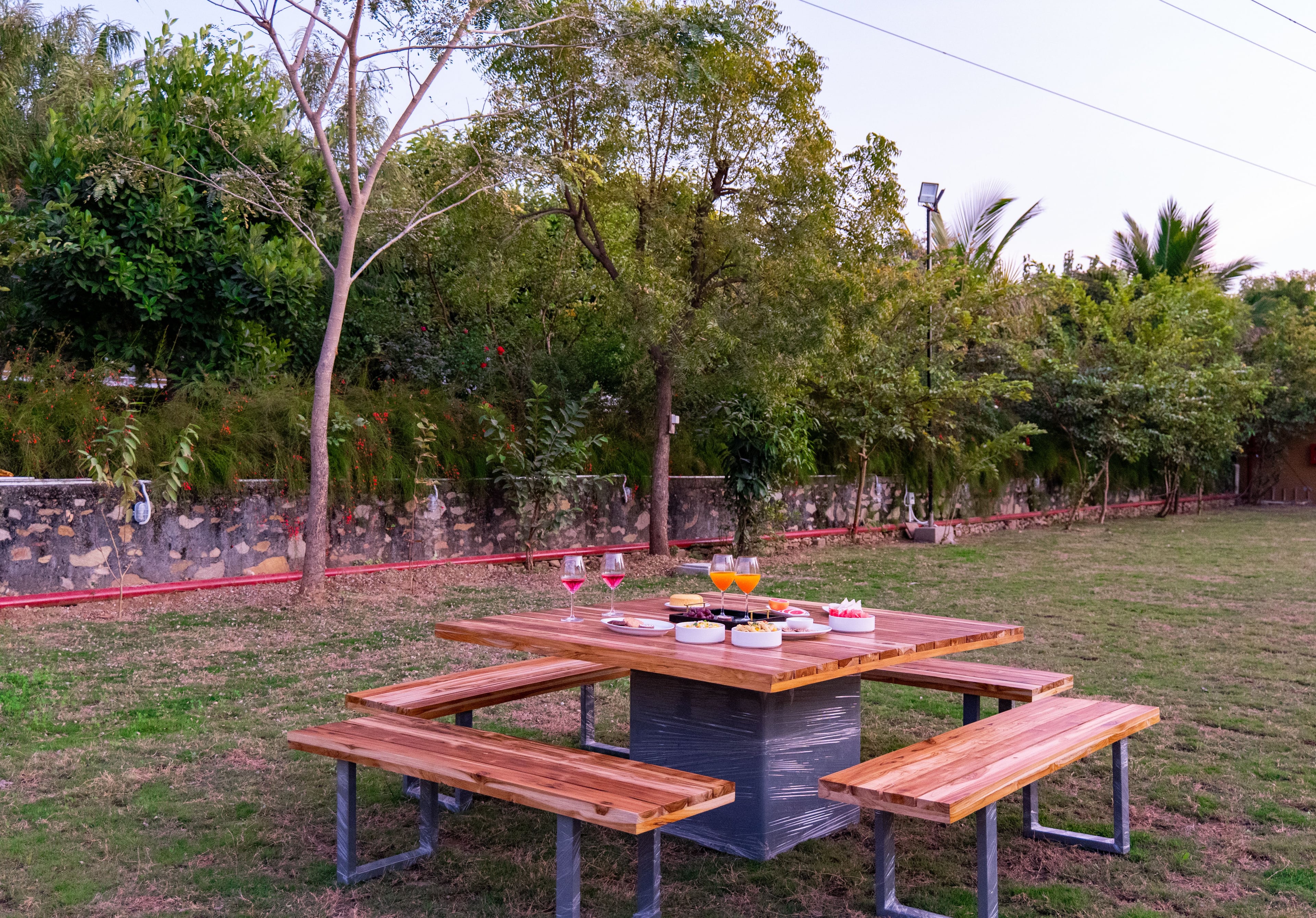 Still River Suites | 1-BHK With Private Heated Pool, Jacuzzi, Shared Pool, Garden, Restaurant & Aravali Views — photo 4