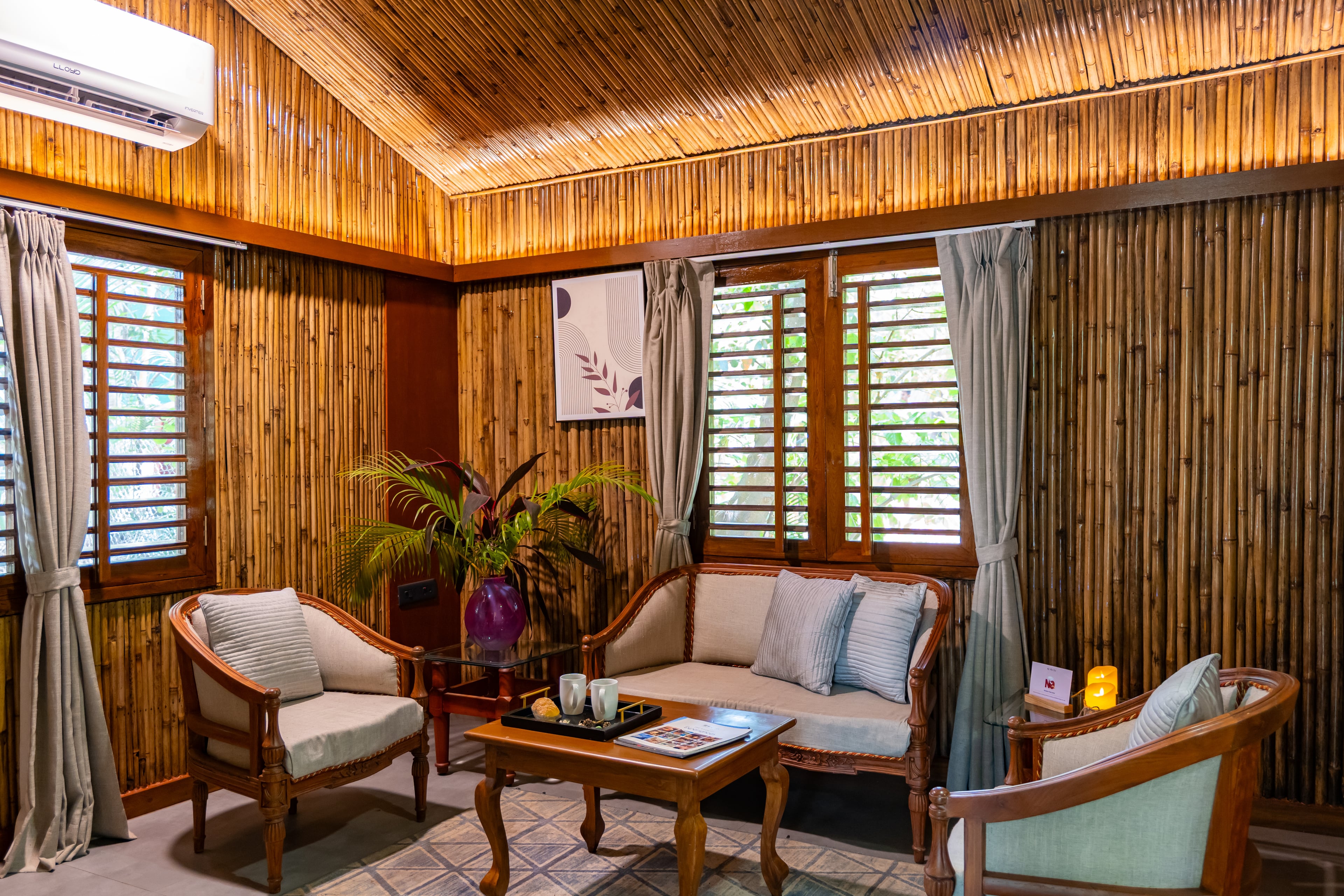 Timber Premium Suite | Pet-friendly Bamboo Cottage with Pvt Verandah, Lounge & Shared Outdoor seating & Restaurant — photo 5