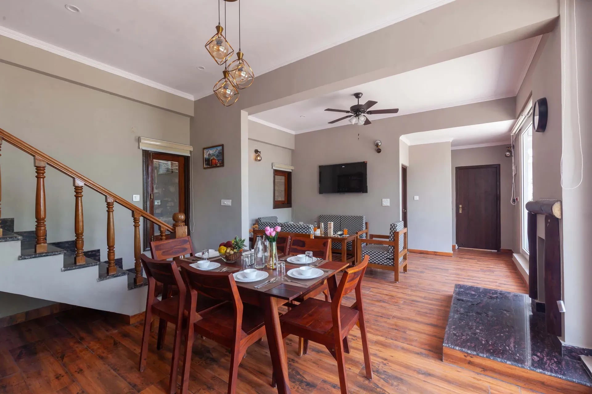 Amara Dusk | 4-BHK | Hill Views | Pet friendly | Proximity to Kainchi Dham  — photo 4