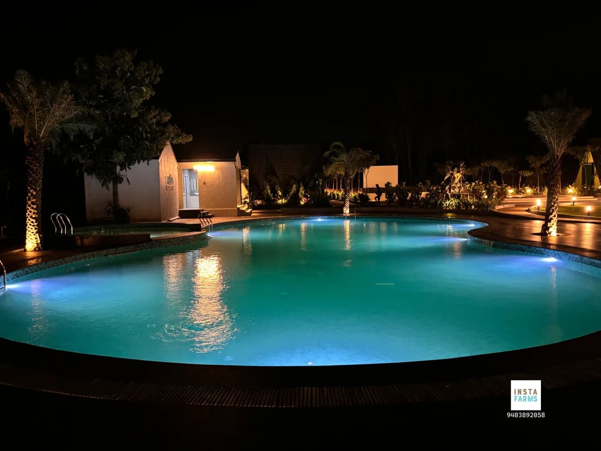 Vanaam Retreat - 8BR Property 2