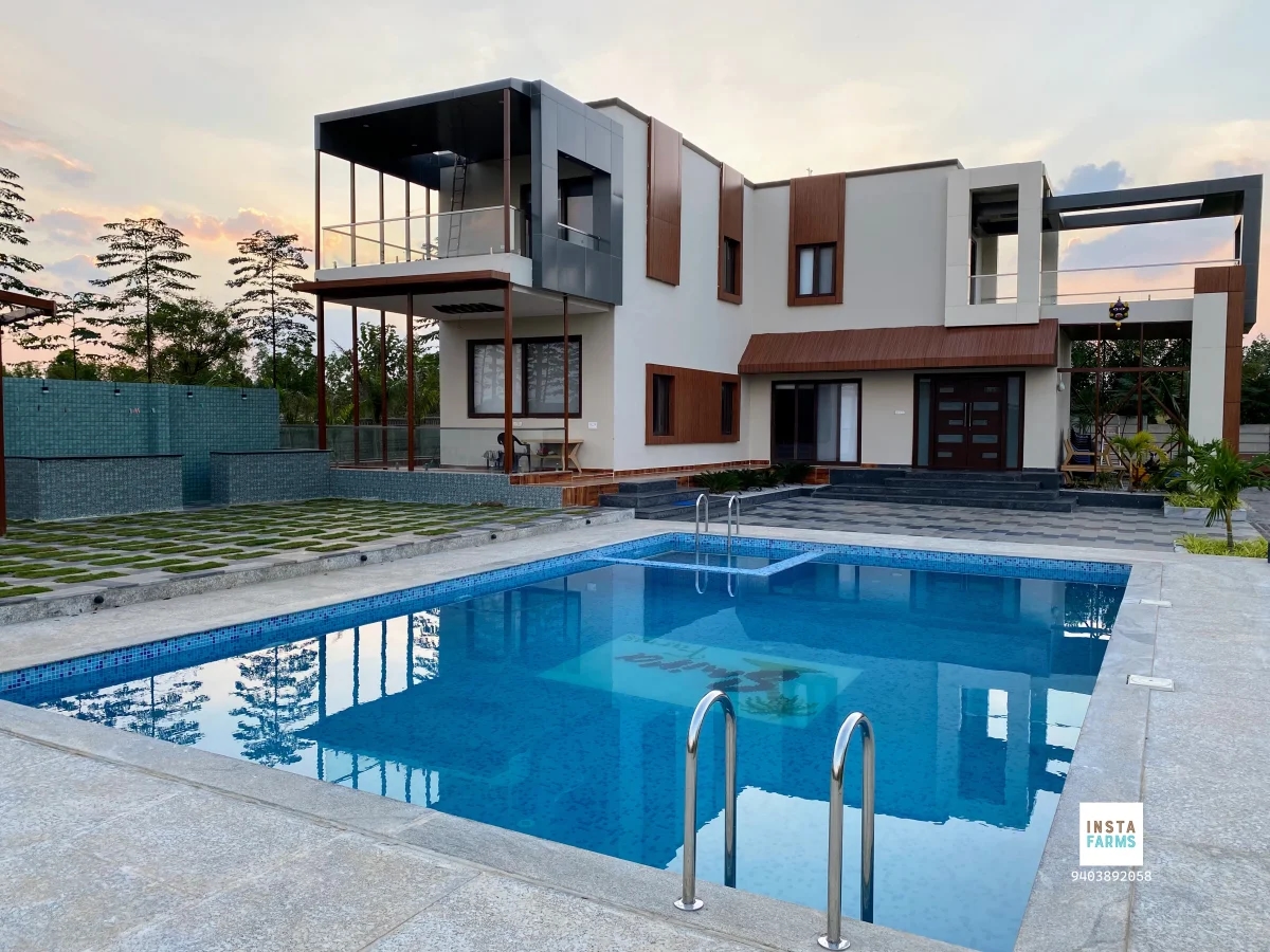 Smira - 3BR Pool Villa