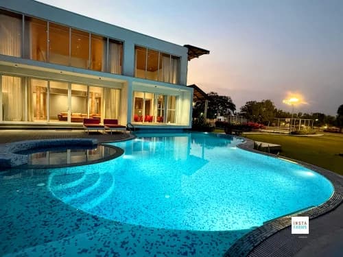 Riviera Retreat - 4BR Pool Villa 2