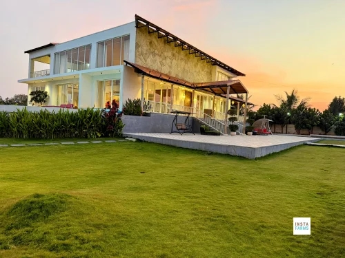 Riviera Retreat - 4BR Pool Villa